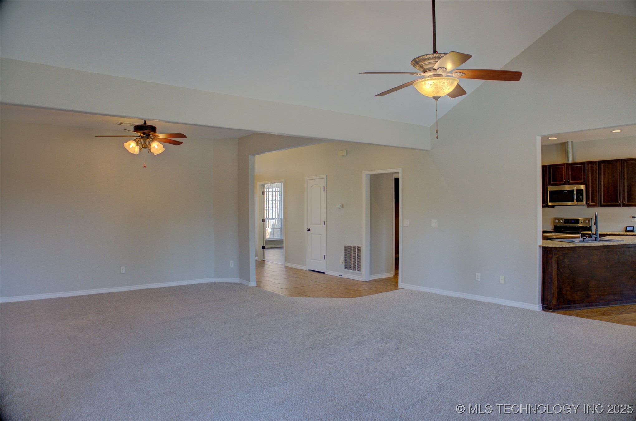 2365 S 361st West Avenue Property Photo 17