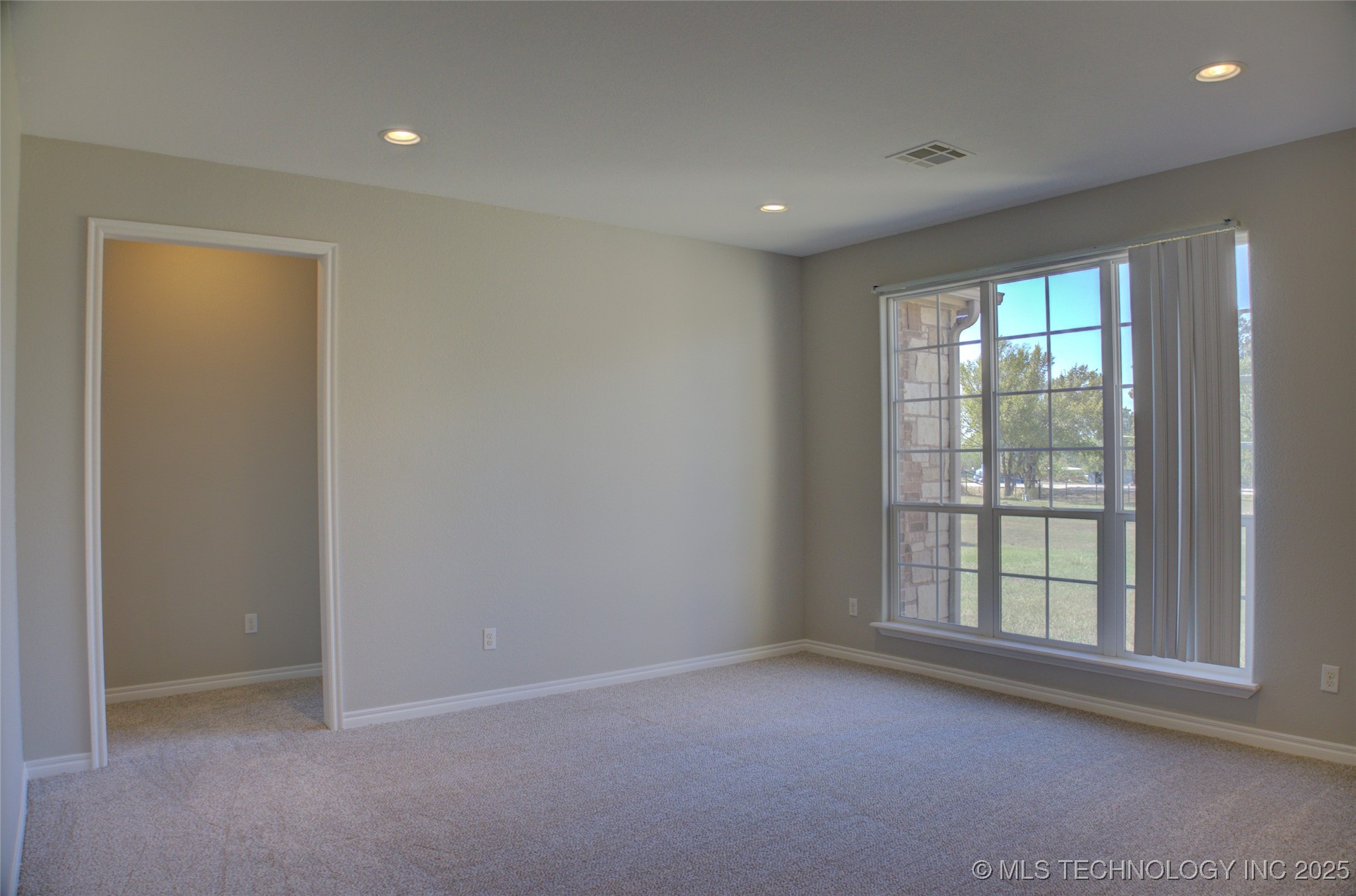 2365 S 361st West Avenue Property Photo 30