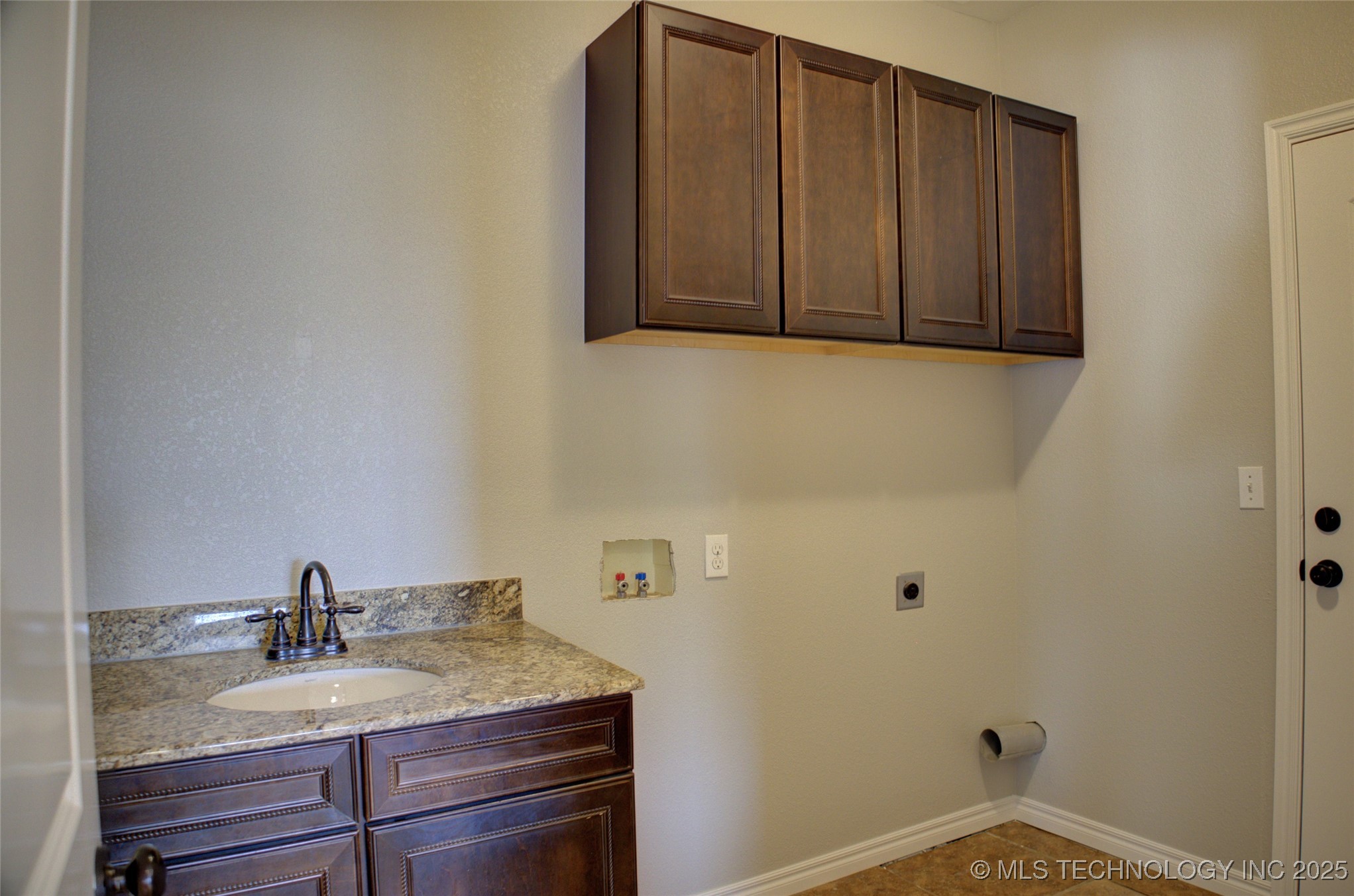 2365 S 361st West Avenue Property Photo 57