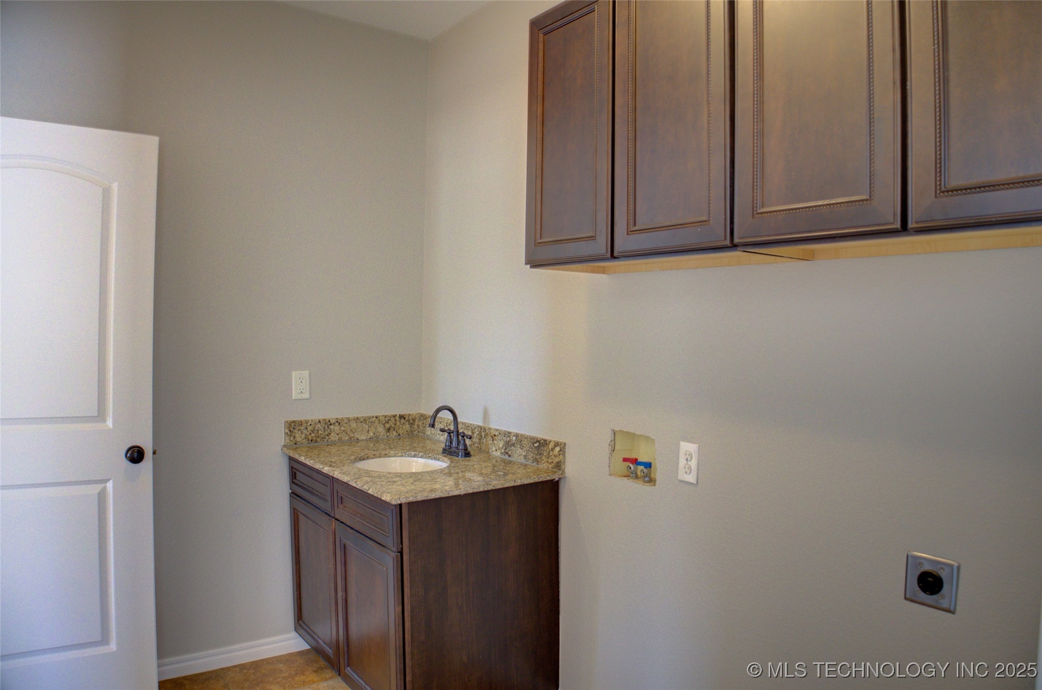 2365 S 361st West Avenue Property Photo 58