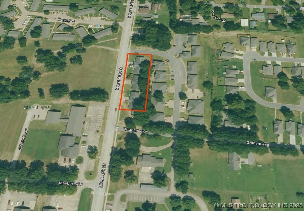 1133 W 4th Street Property Photo 20