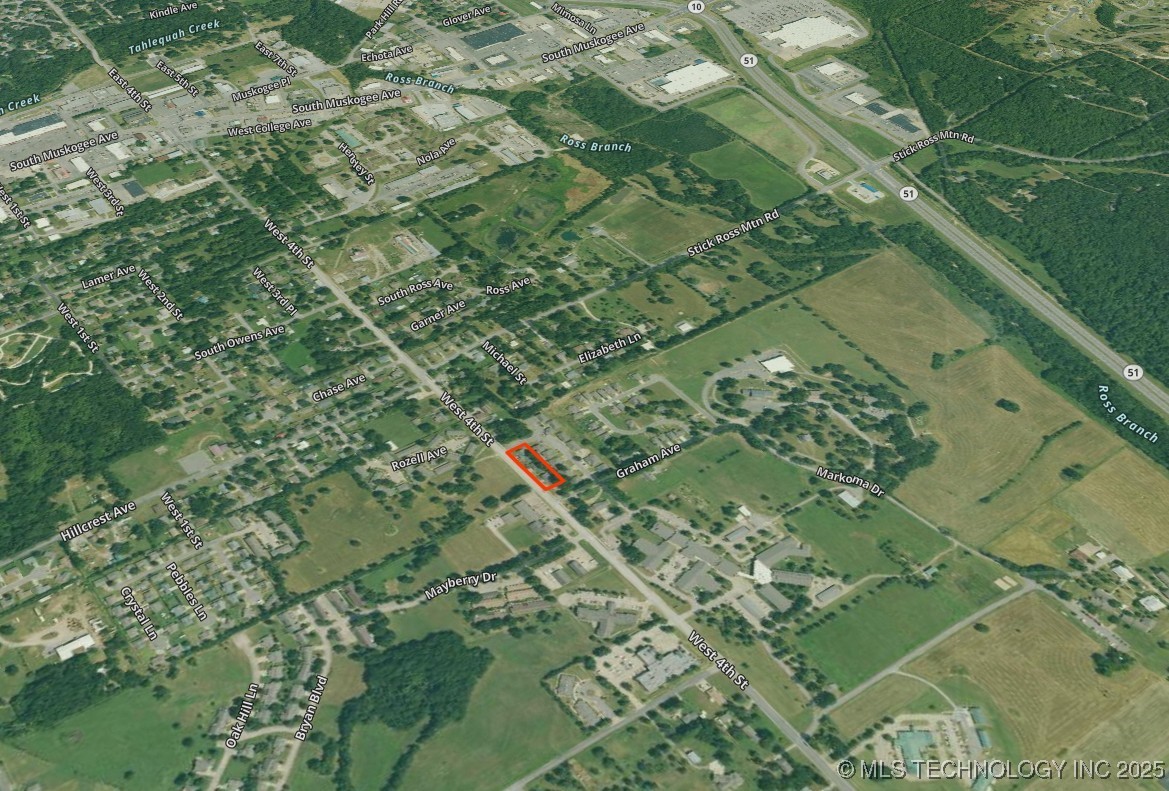 1133 W 4th Street Property Photo 21