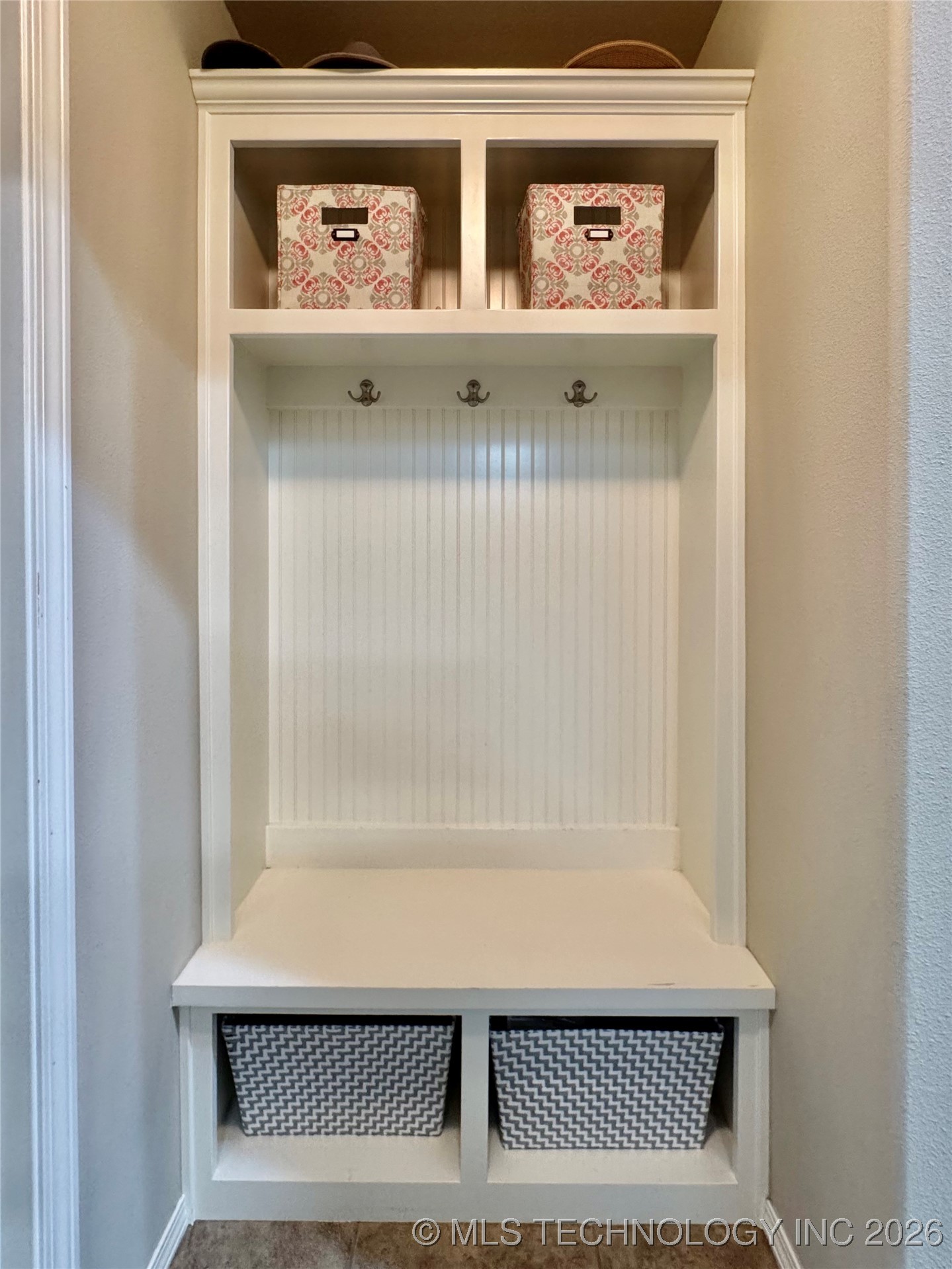 1812 E Jacksonville Street Property Photo 23