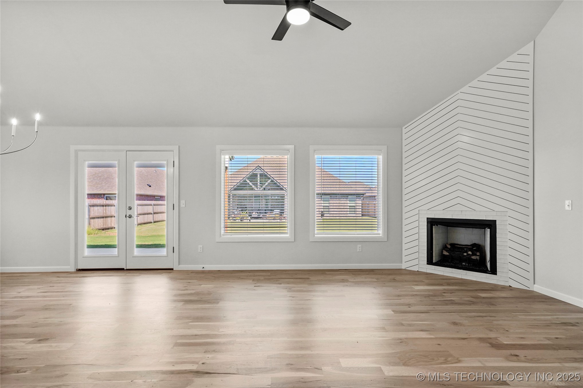 23171 E 106th Place S Property Photo 4