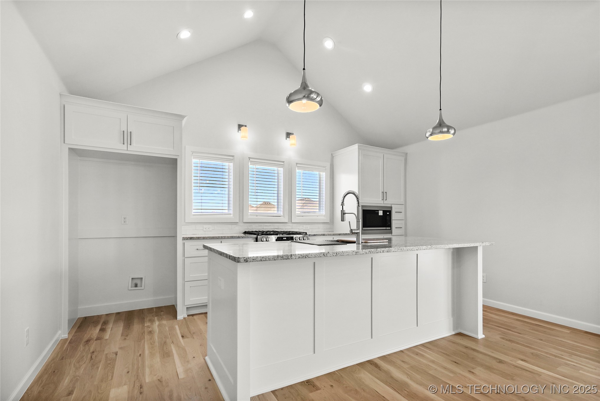 23171 E 106th Place S Property Photo 10