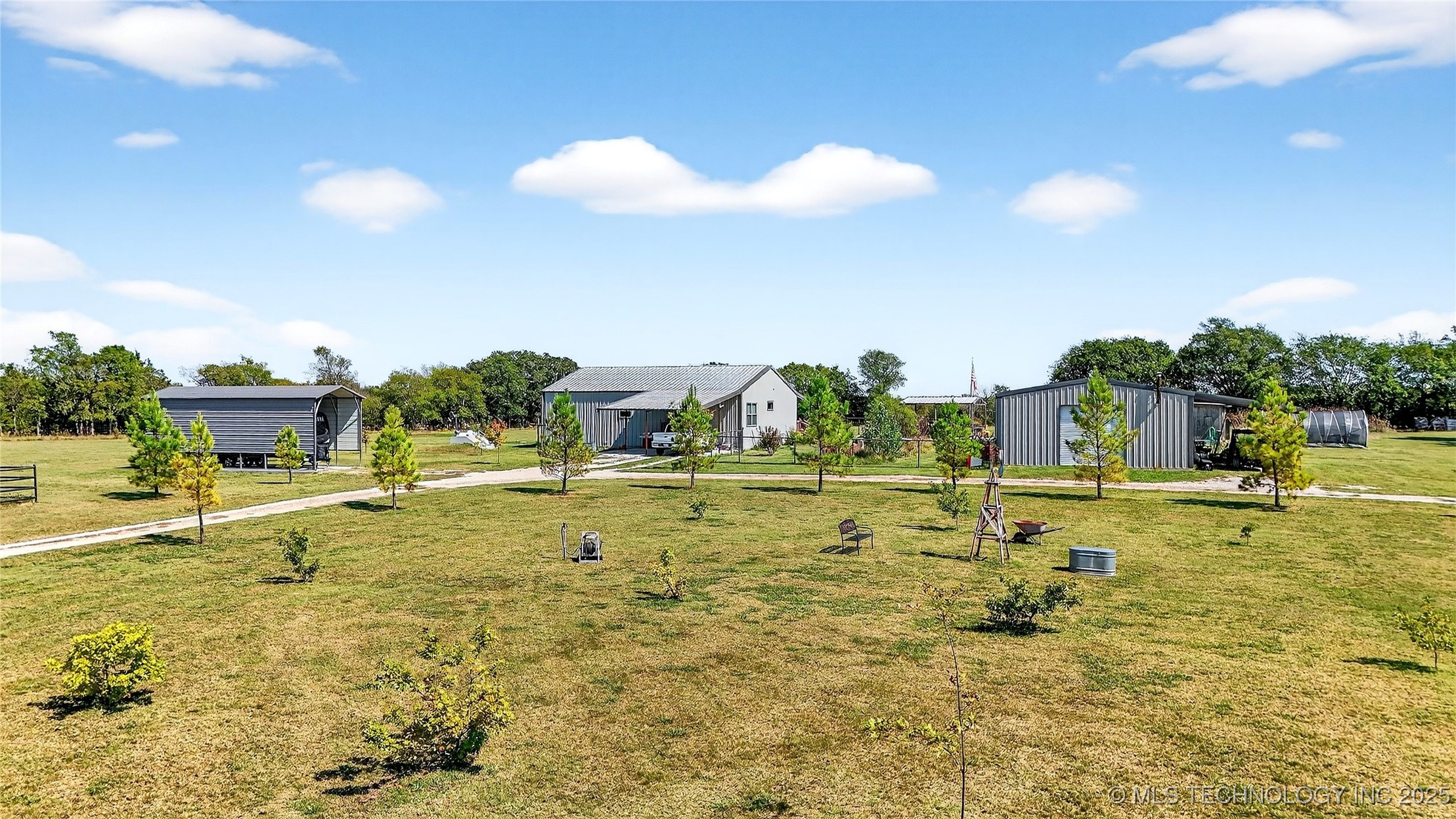 16980 Hayes Road Property Photo 7