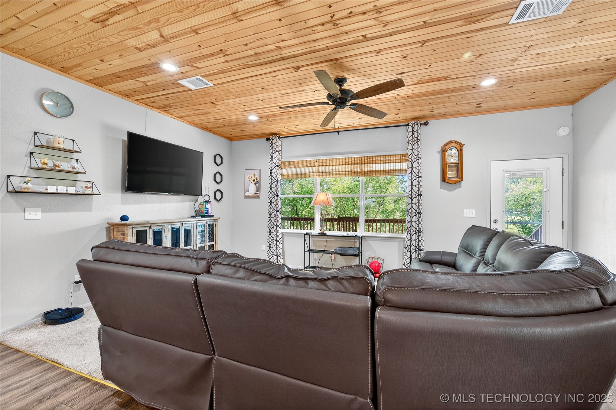 16980 Hayes Road Property Photo 16