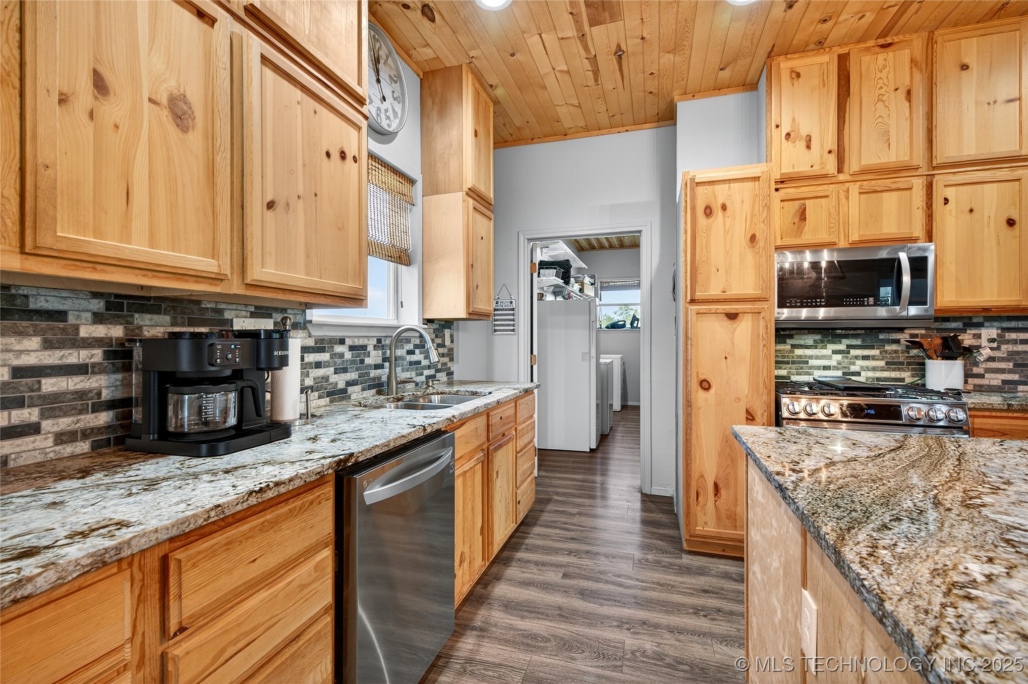 16980 Hayes Road Property Photo 23