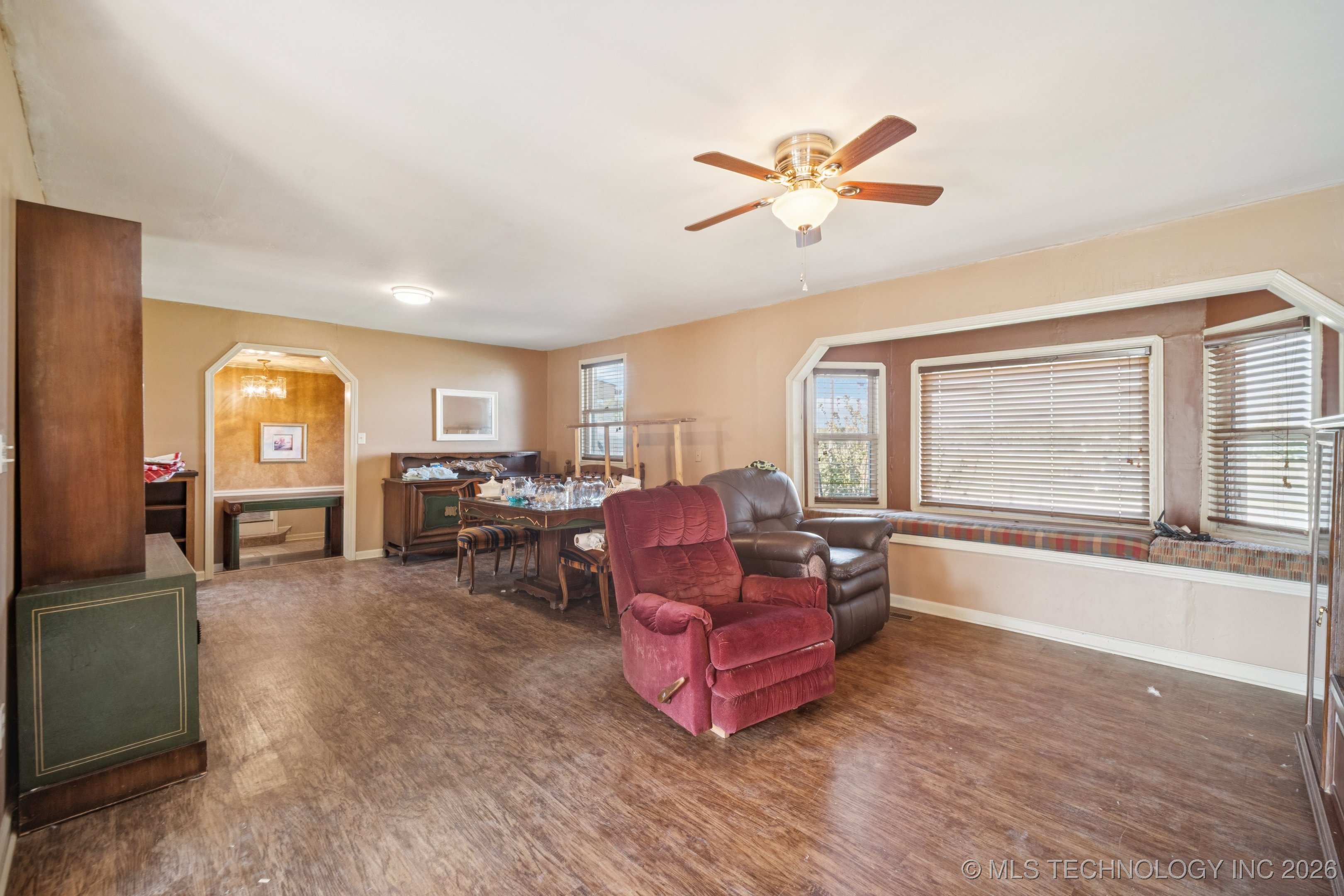 10459 S 257th East Avenue Property Photo 12