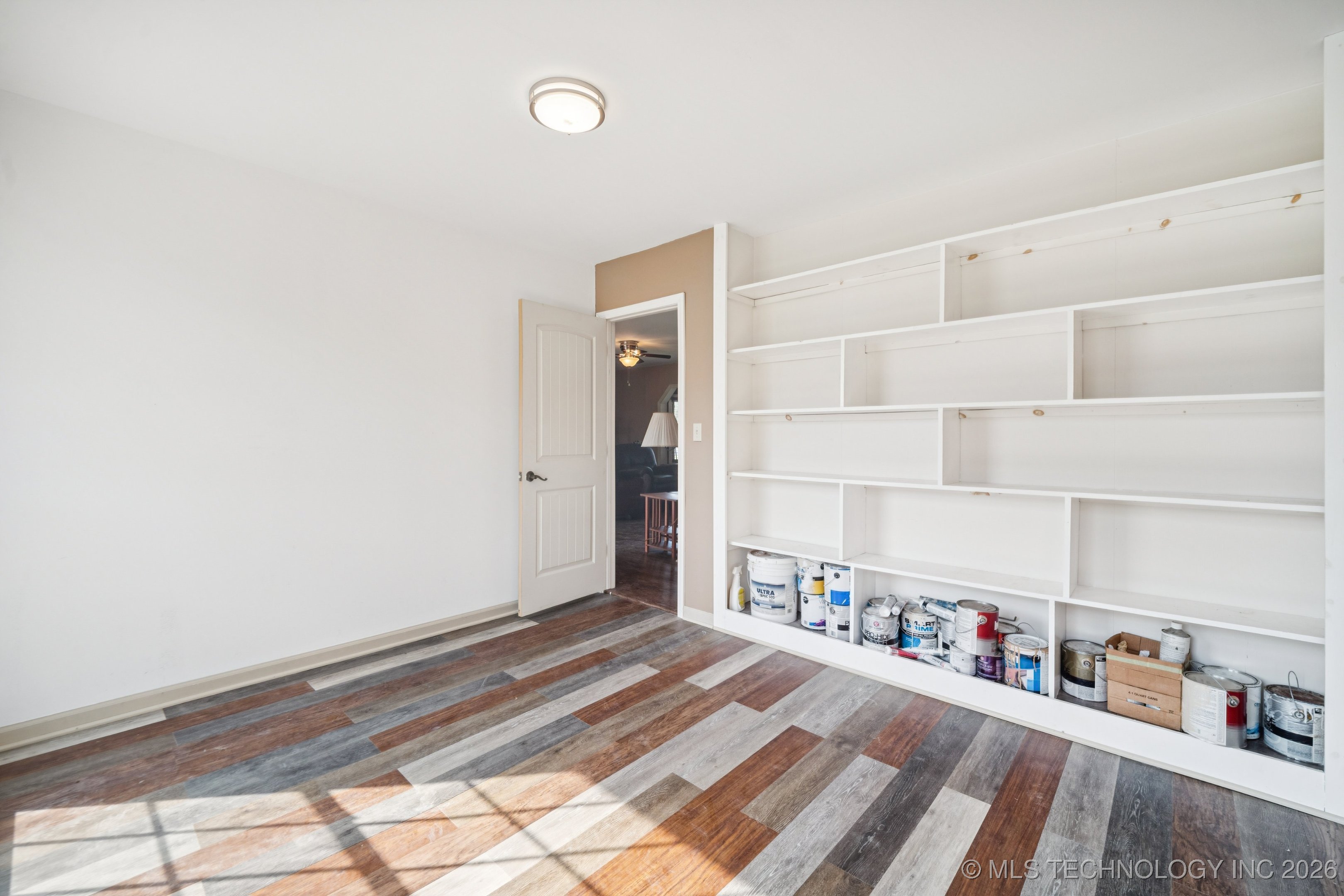 10459 S 257th East Avenue Property Photo 17