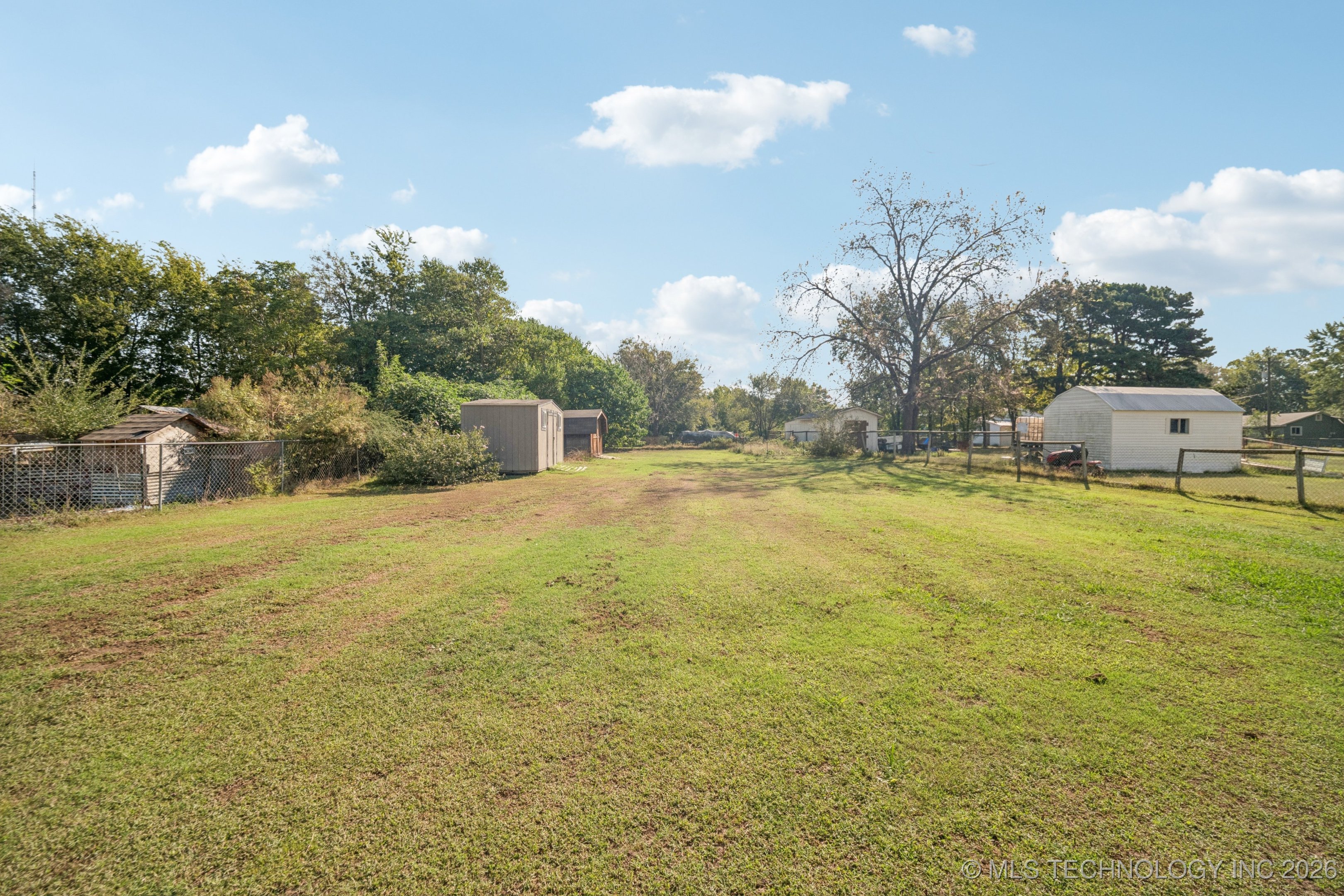 10459 S 257th East Avenue Property Photo 24