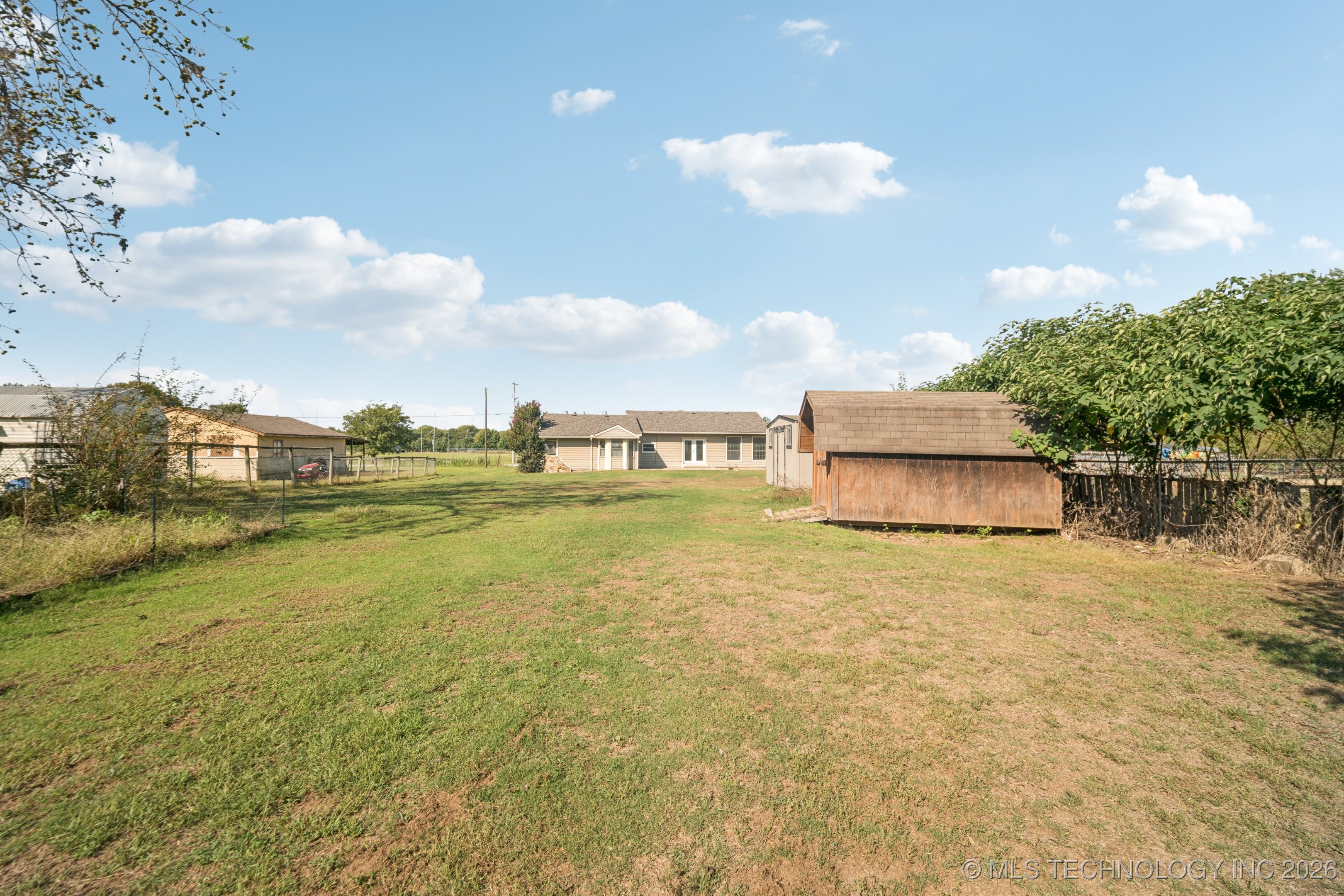 10459 S 257th East Avenue Property Photo 28
