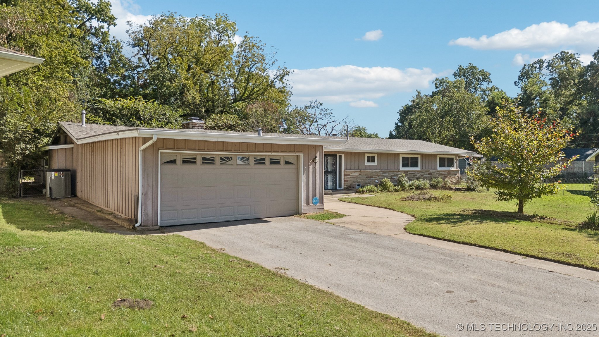 4189 S Trenton Avenue Property Photo 1