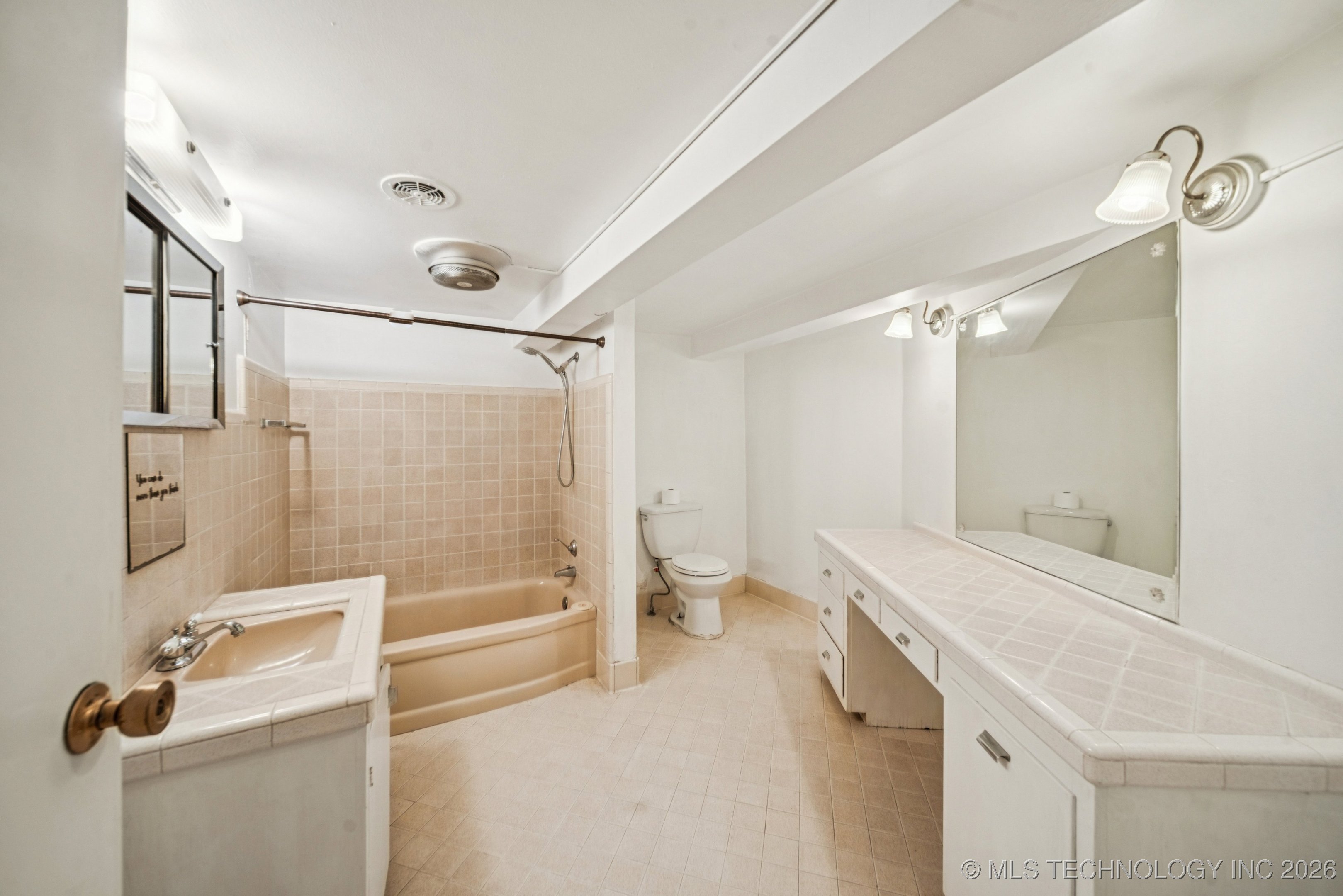 4189 S Trenton Avenue Property Photo 21