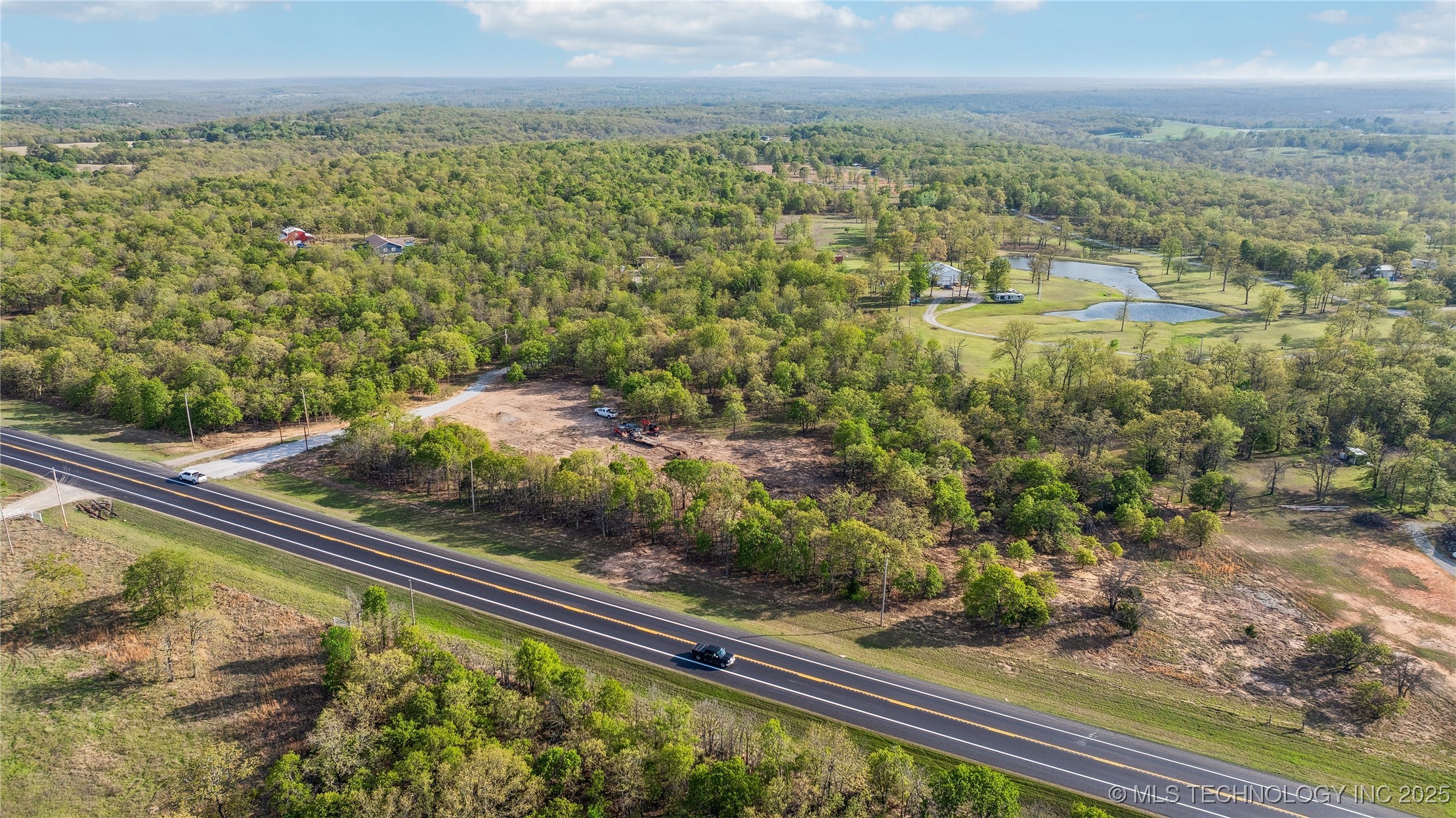 32380 W Old Highway 33 Road Property Photo 3