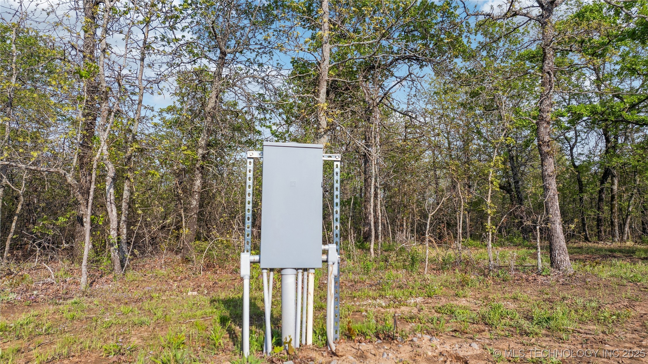 32380 W Old Highway 33 Road Property Photo 6