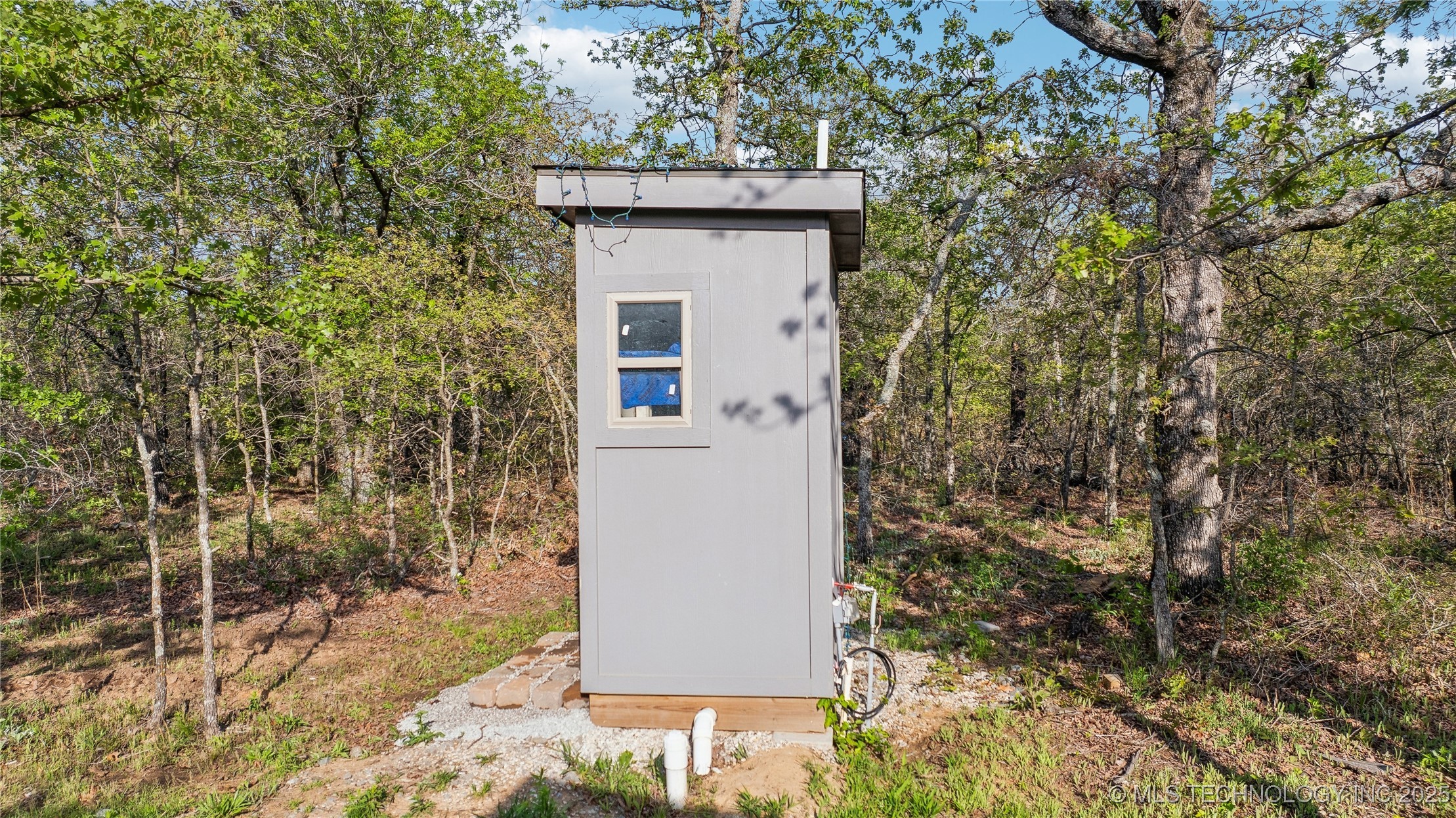 32380 W Old Highway 33 Road Property Photo 9