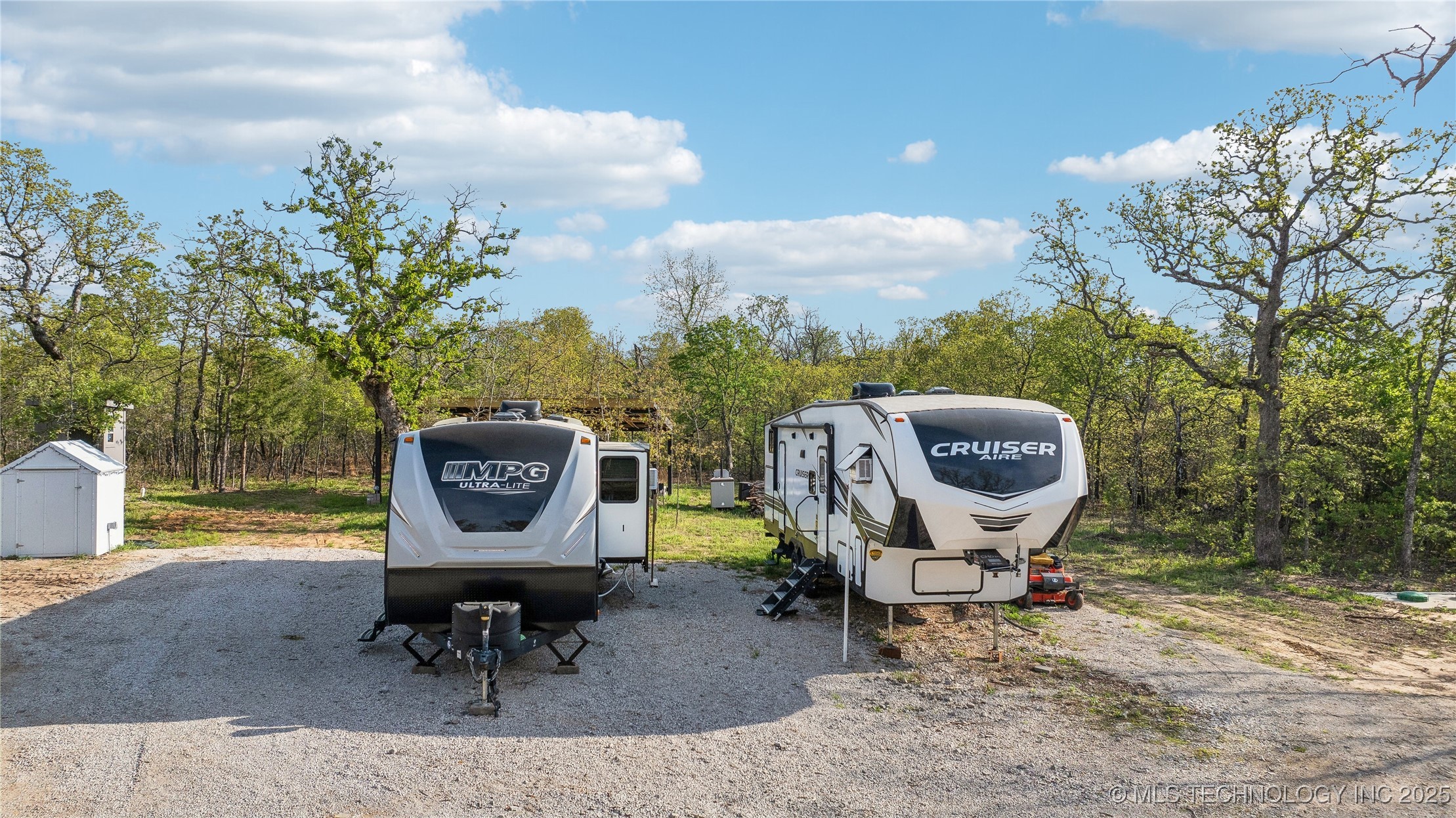 32380 W Old Highway 33 Road Property Photo 12