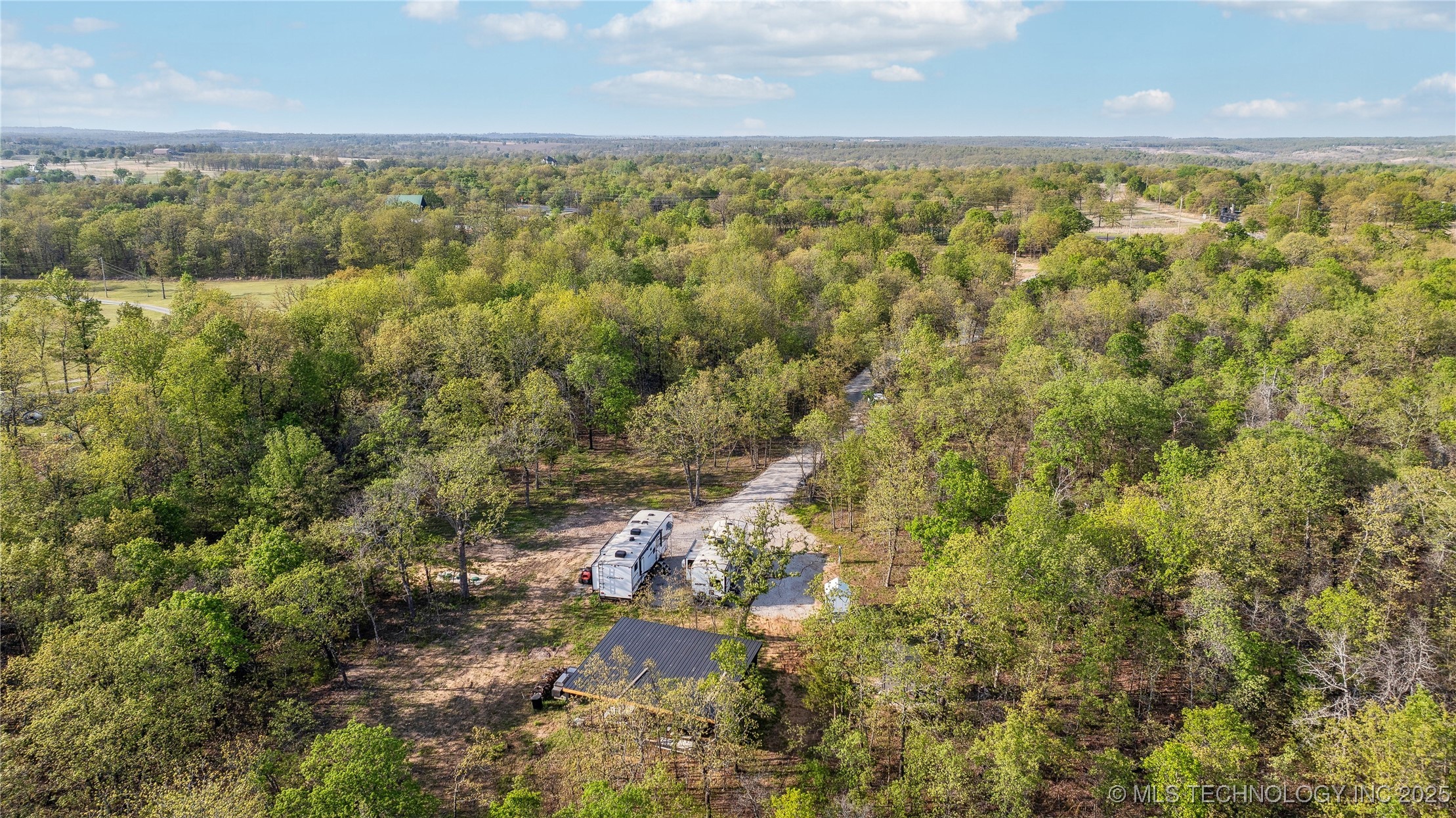 32380 W Old Highway 33 Road Property Photo 17