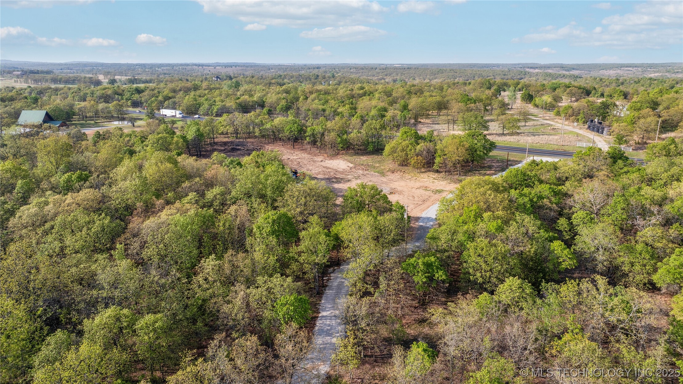 32380 W Old Highway 33 Road Property Photo 18