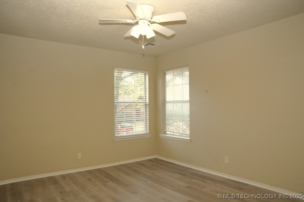 3001 S Dogwood Avenue Property Photo 24