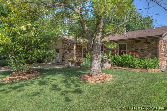 1100 W Oakridge Street Property Photo 1