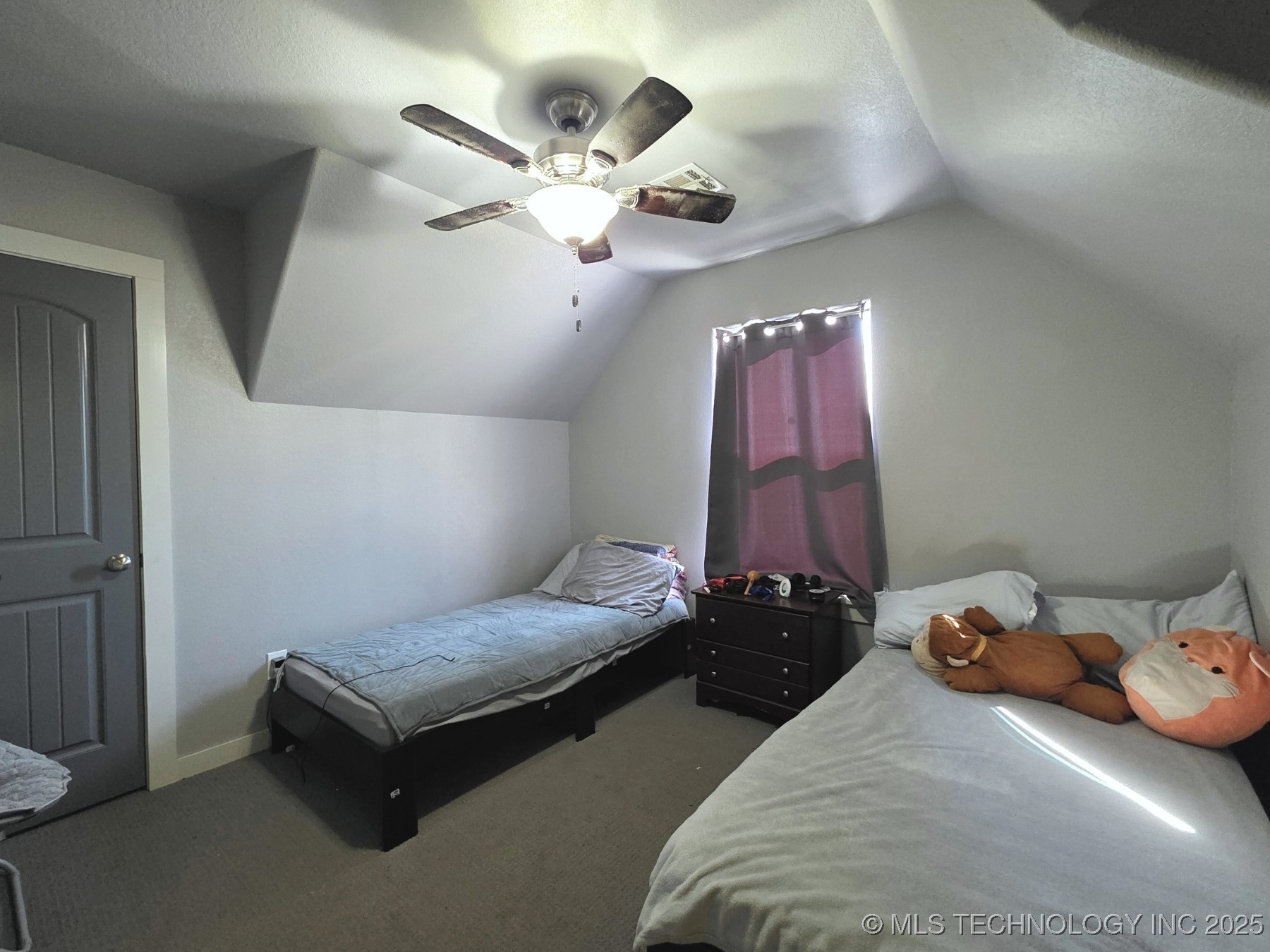 405 E 7th Street Property Photo 41