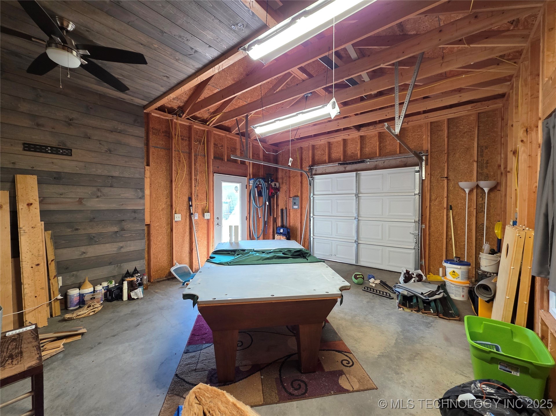 405 E 7th Street Property Photo 50