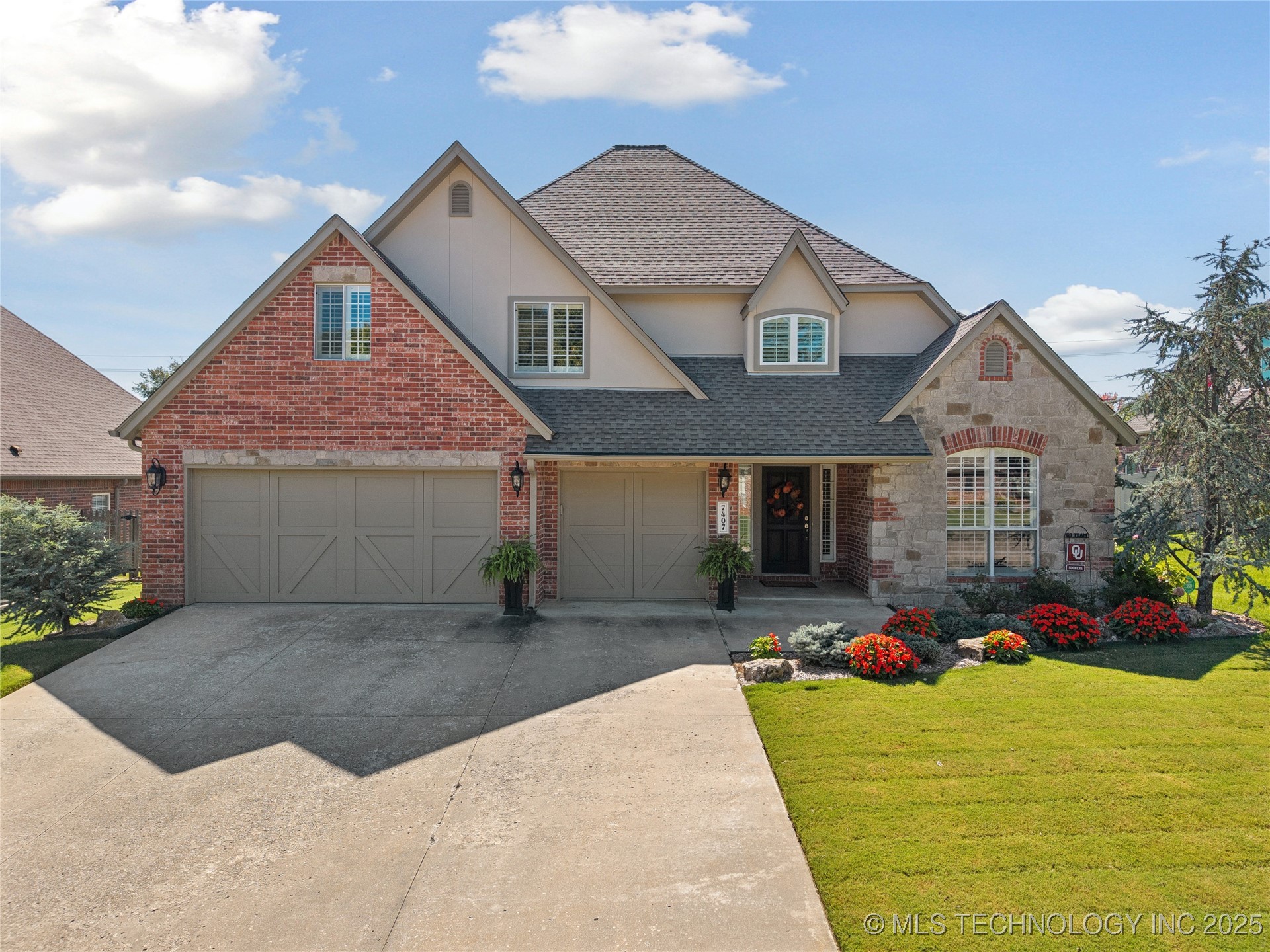 7407 E Galveston Place Property Photo 1