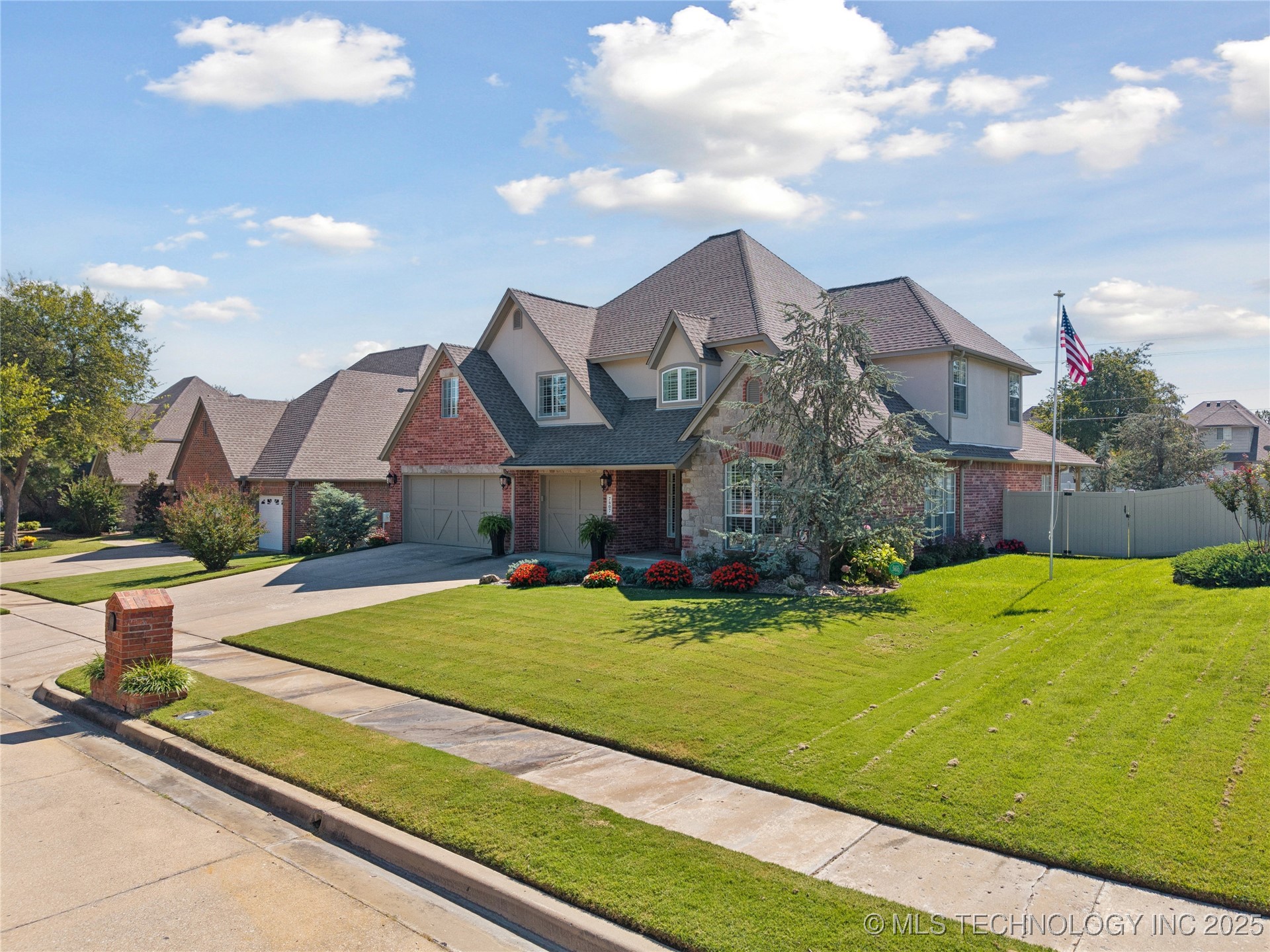 7407 E Galveston Place Property Photo 2