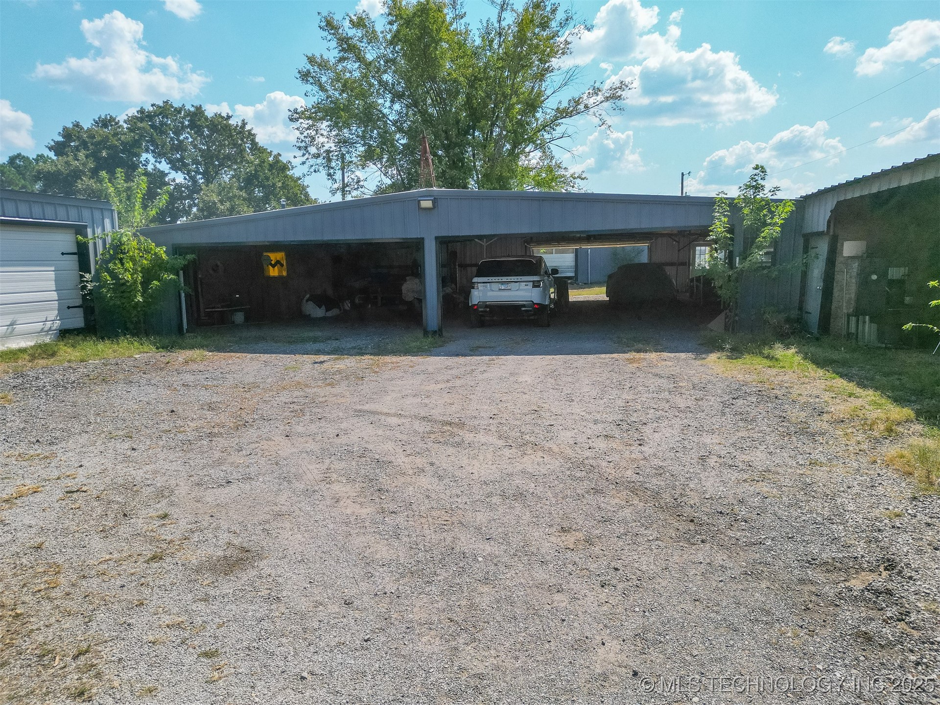 4234 S 261st West Avenue Property Photo 16