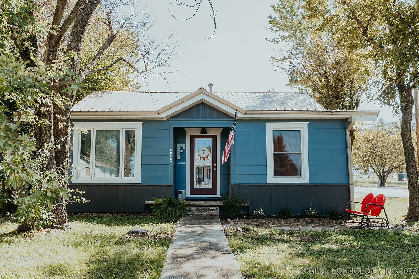 506 E Buffalo Street Property Photo 4