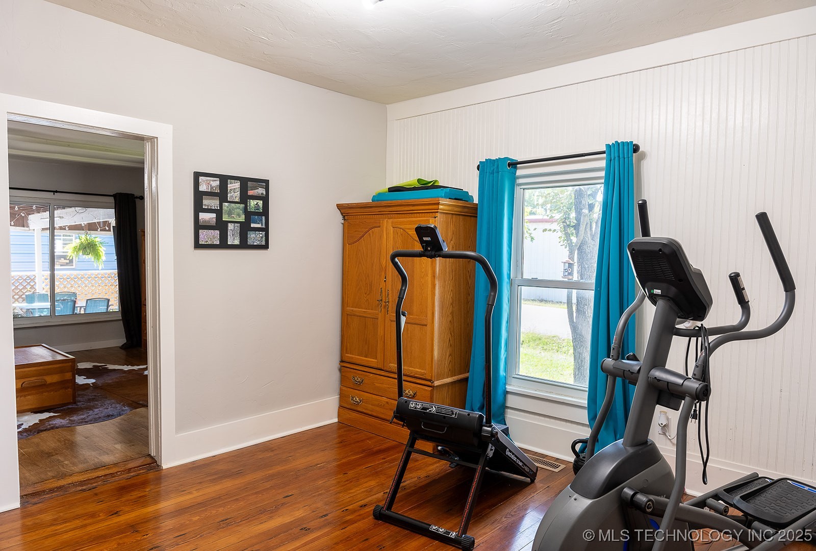 506 E Buffalo Street Property Photo 15