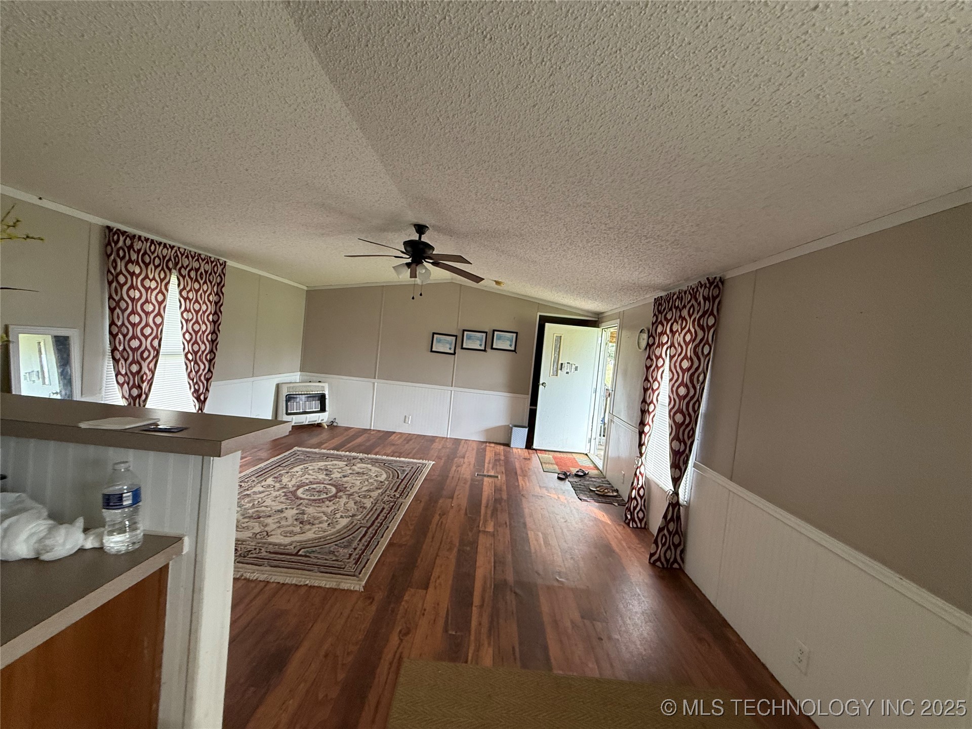 40182 E 1290 Road Property Photo 6