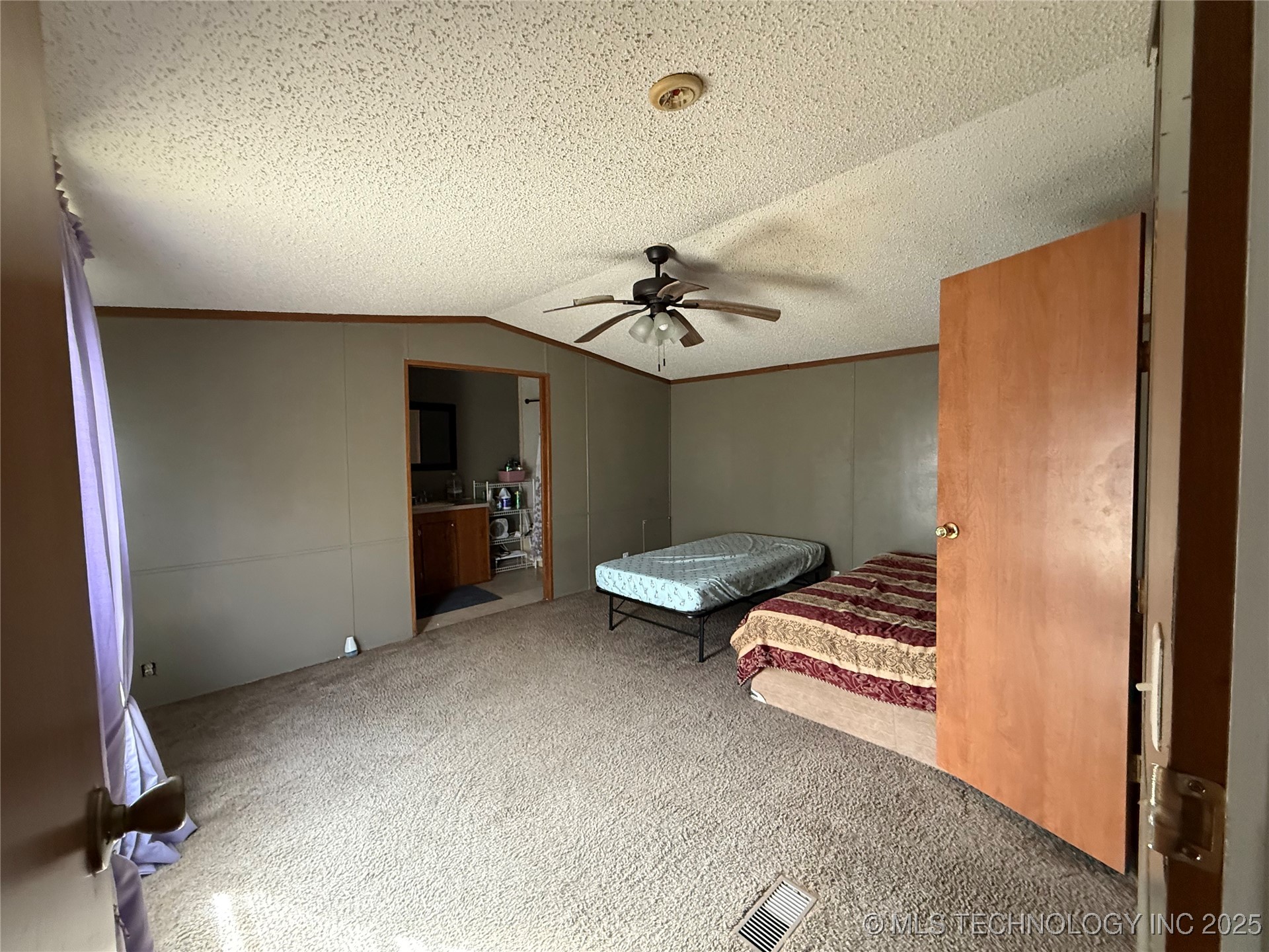 40182 E 1290 Road Property Photo 8