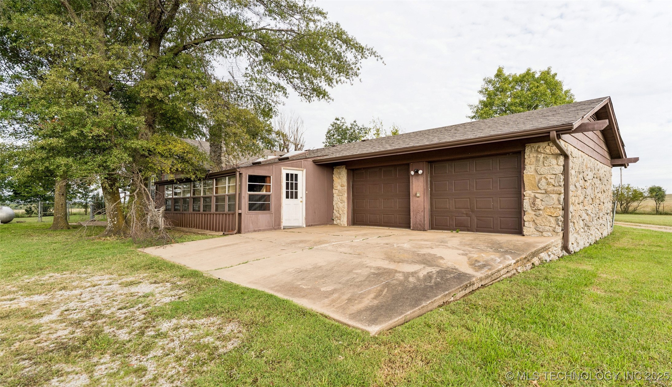 401341 Hwy 10 Property Photo 13