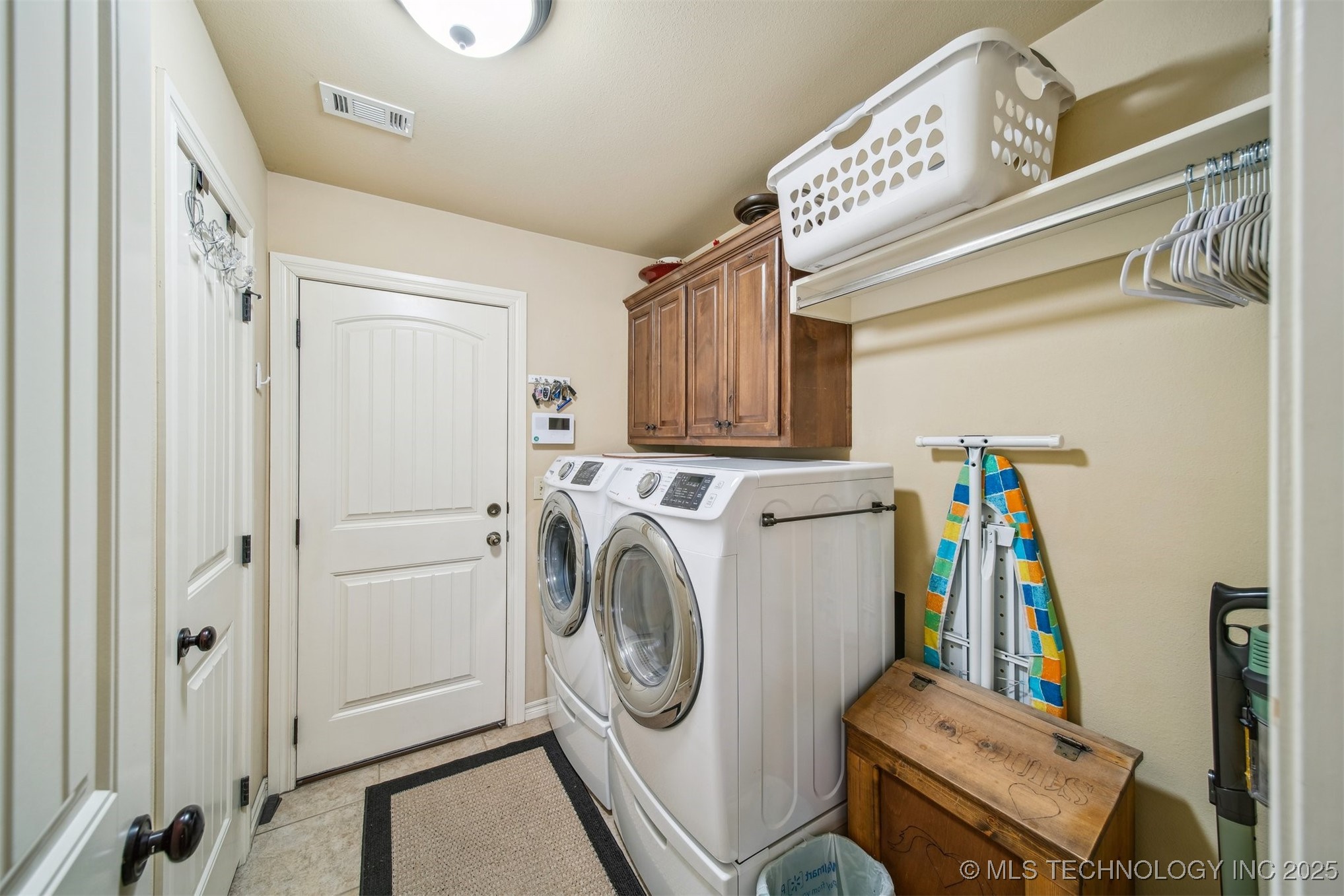 34 Woodcreek Lane Property Photo 21