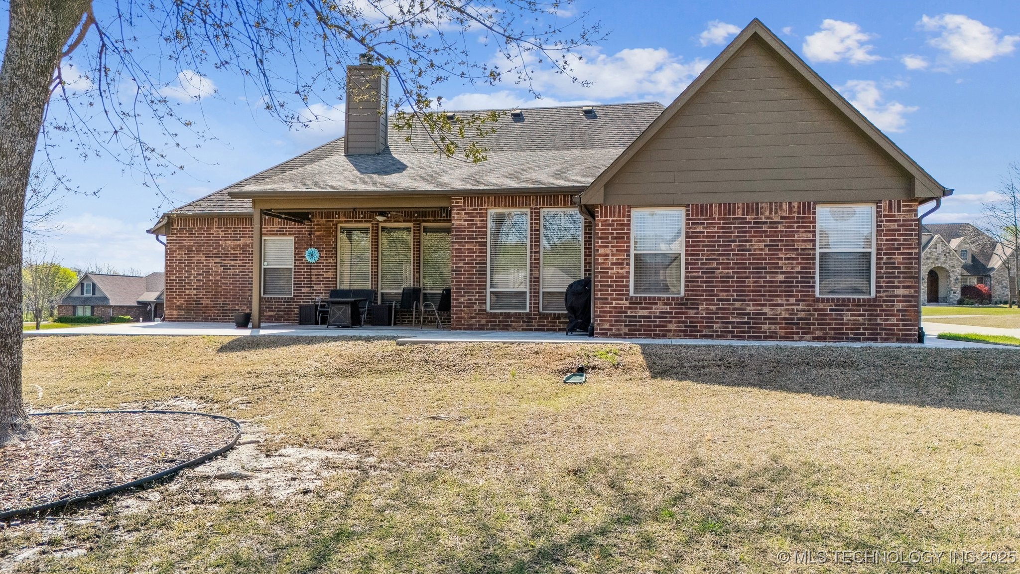 34 Woodcreek Lane Property Photo 39