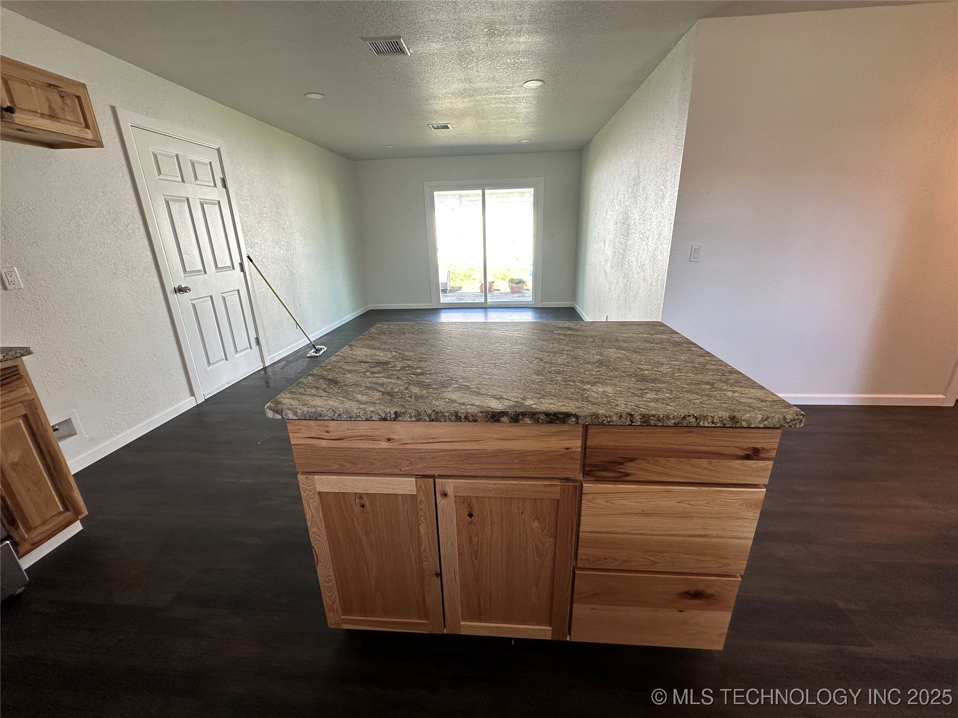 18809 E 1st Street Property Photo 11