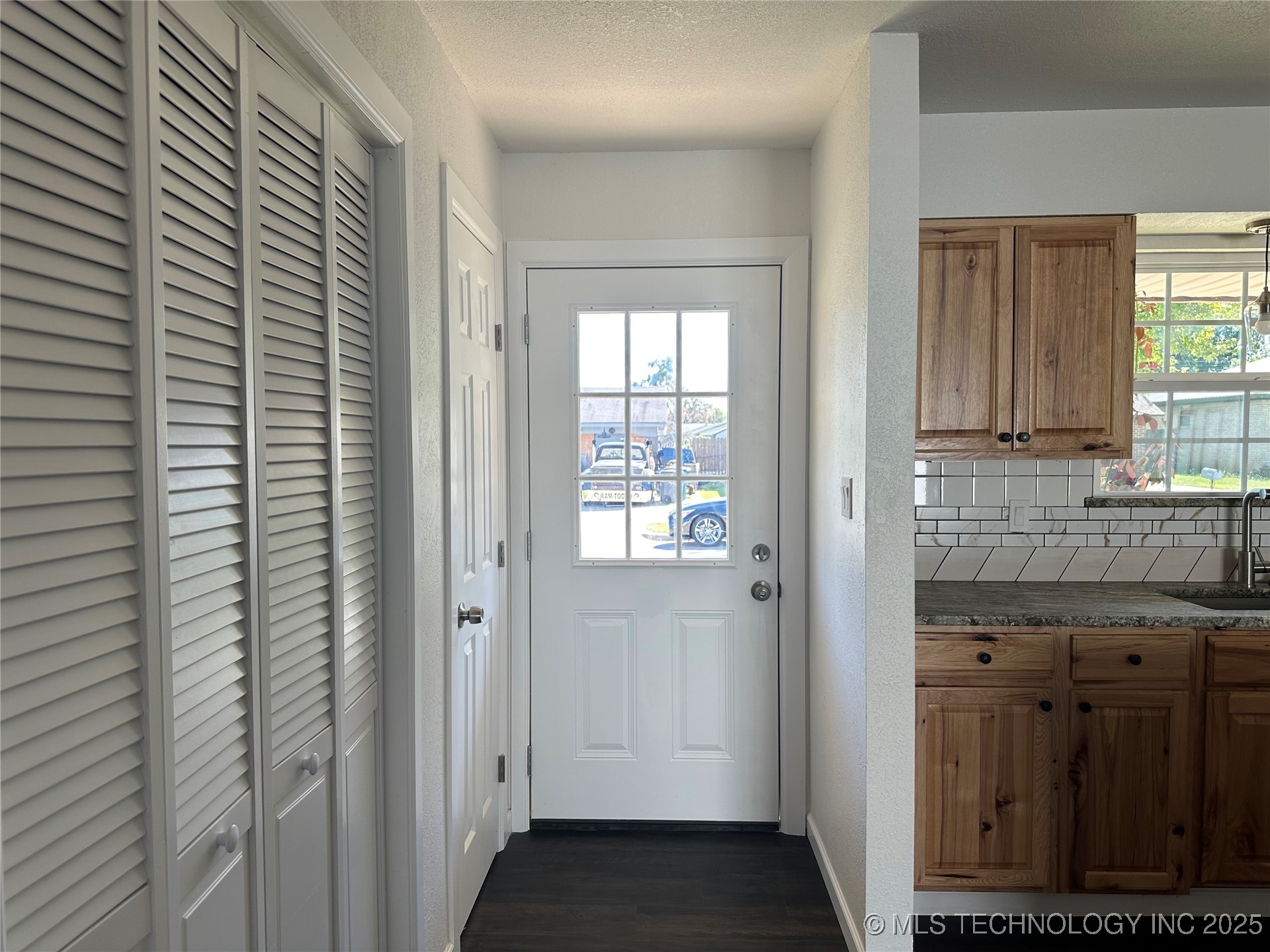 18809 E 1st Street Property Photo 42