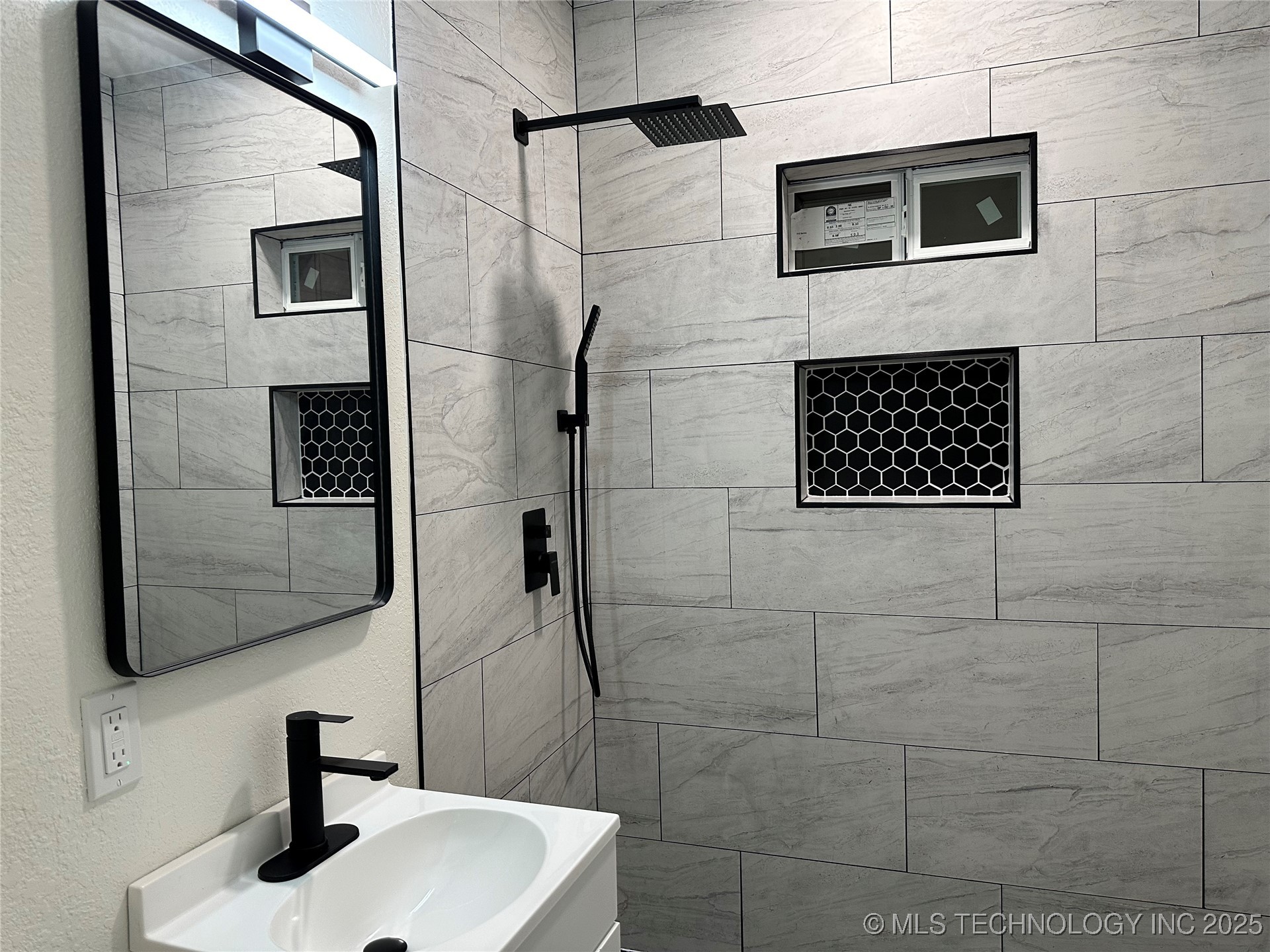 1235 S Gary Place Property Photo 15