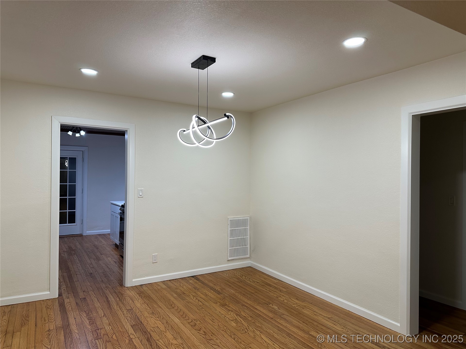 1235 S Gary Place Property Photo 19