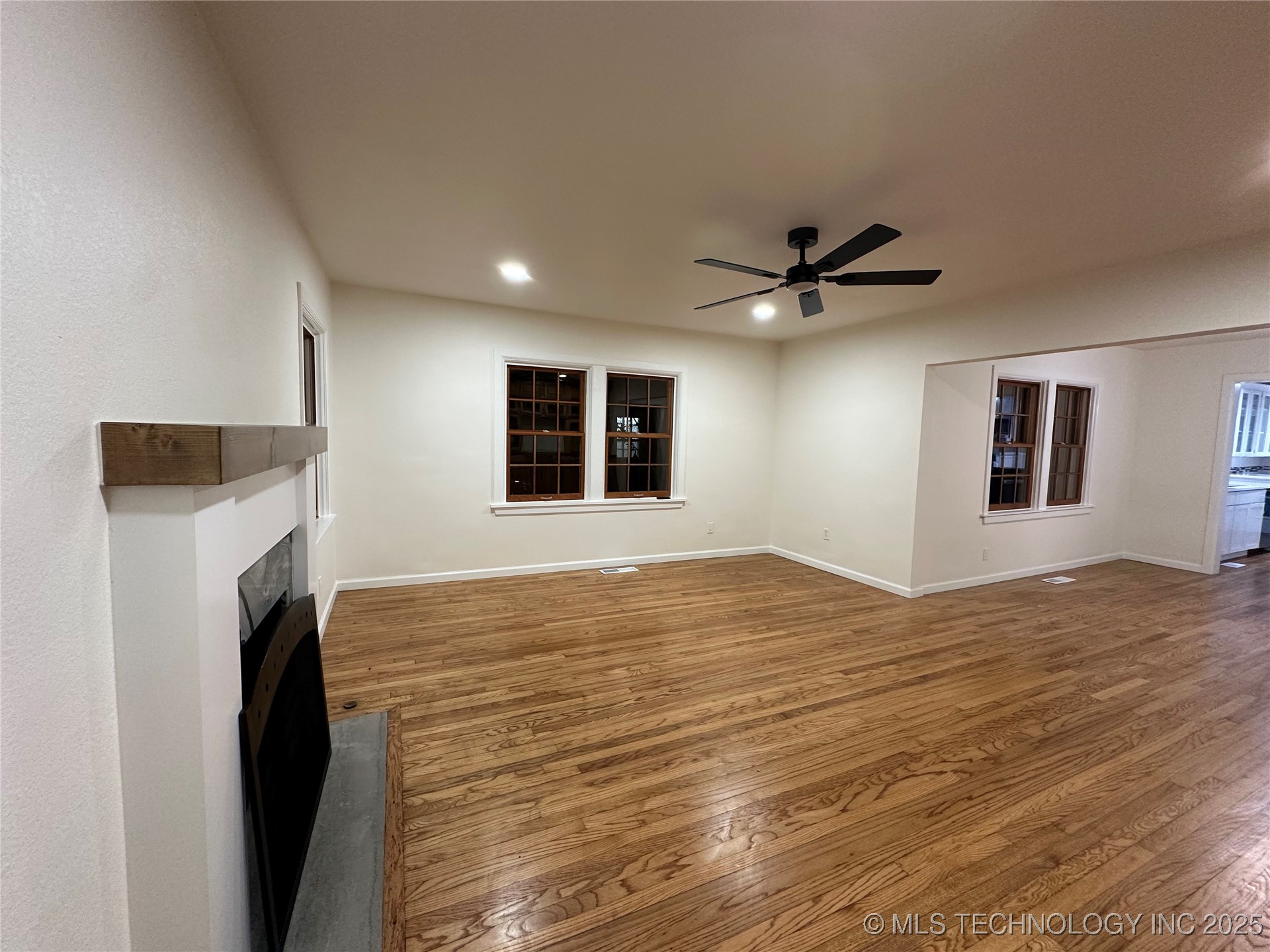 1235 S Gary Place Property Photo 30