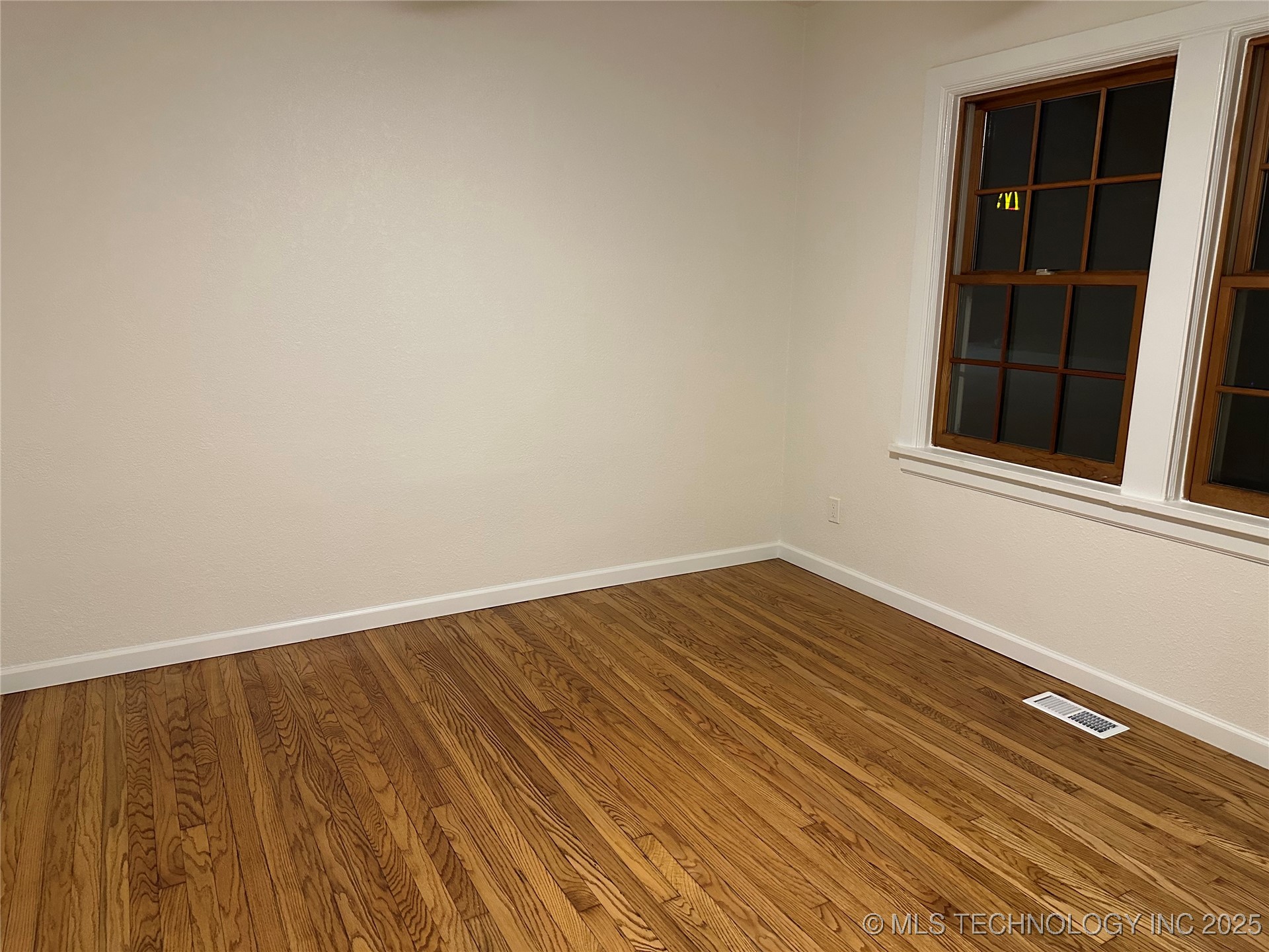 1235 S Gary Place Property Photo 34