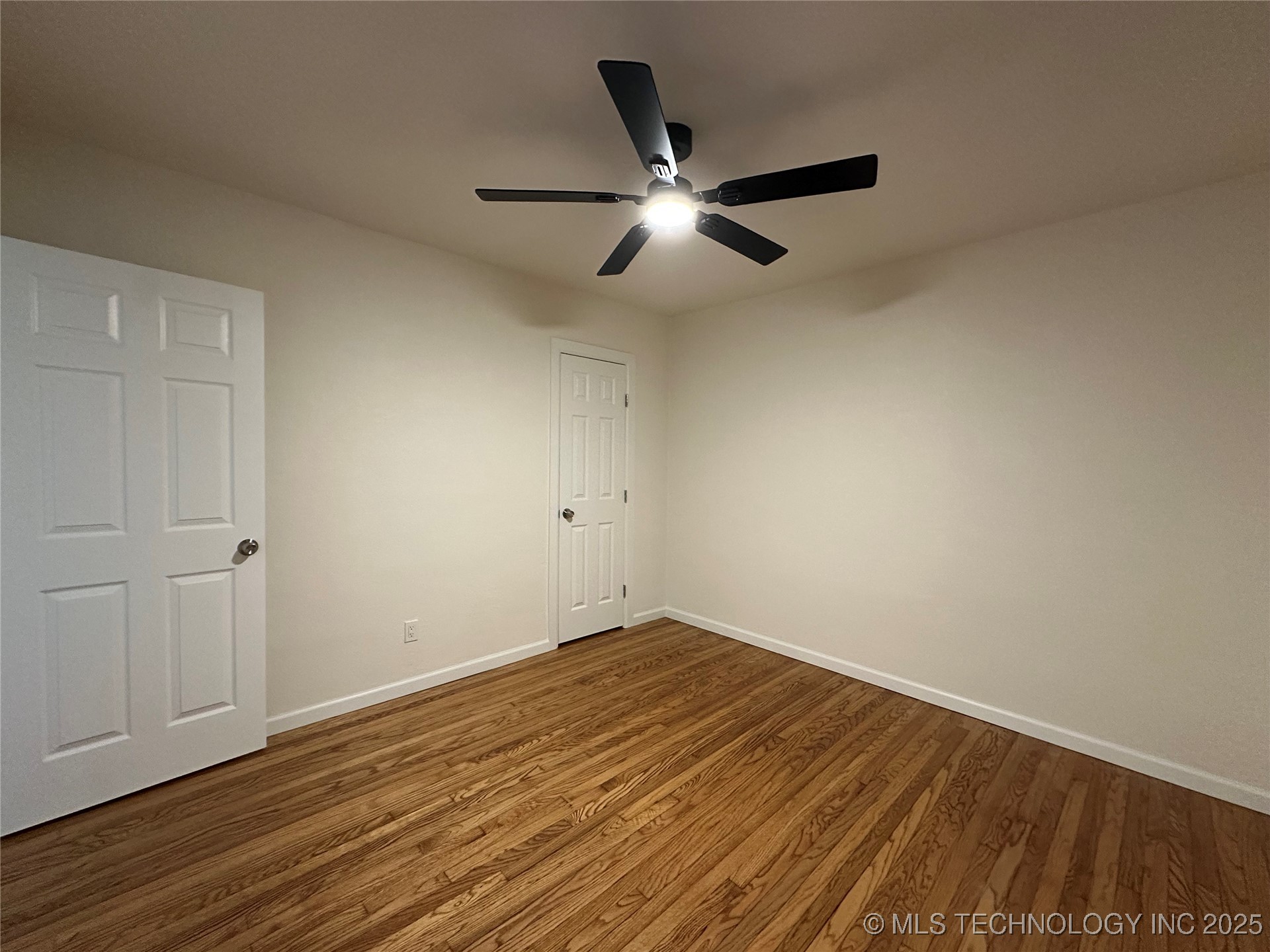 1235 S Gary Place Property Photo 38