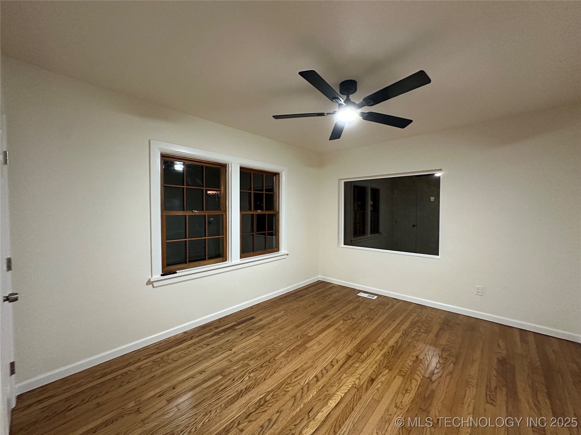 1235 S Gary Place Property Photo 41