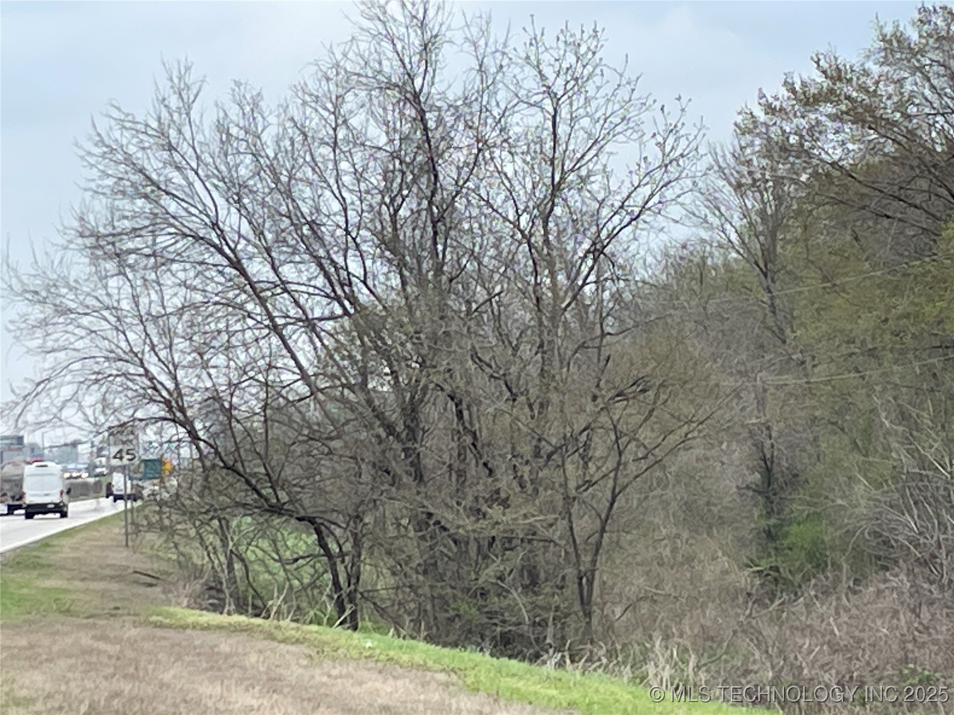 S 32nd Street Property Photo 4