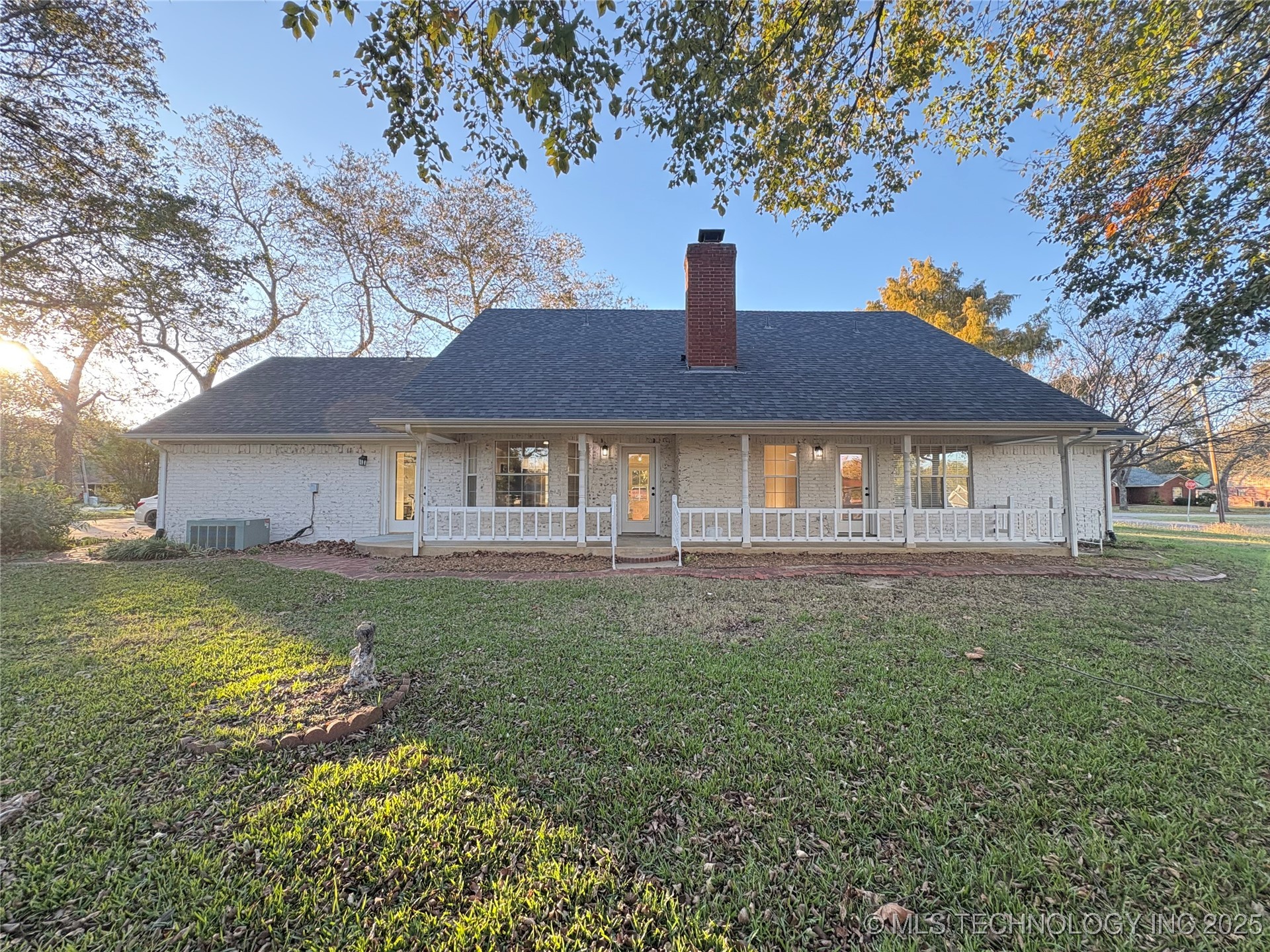 114 N Henderson Street Property Photo 46