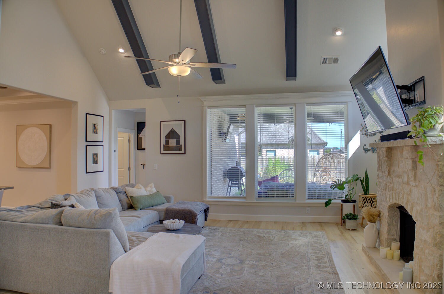 14509 E 80th Street North Property Photo 6