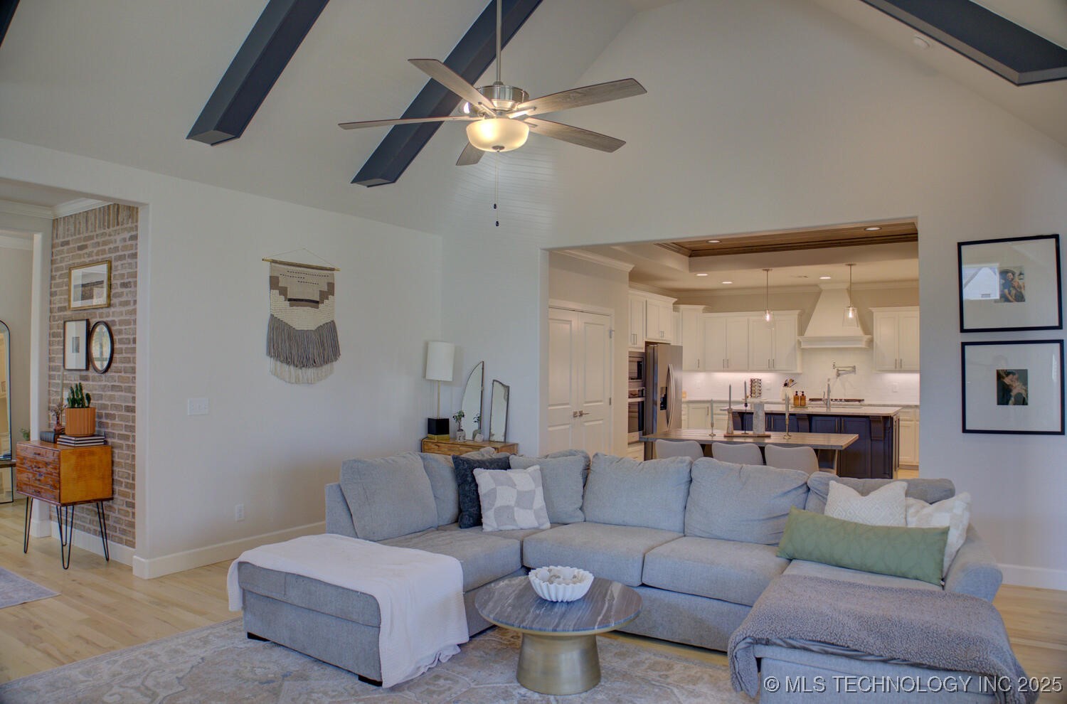 14509 E 80th Street North Property Photo 11